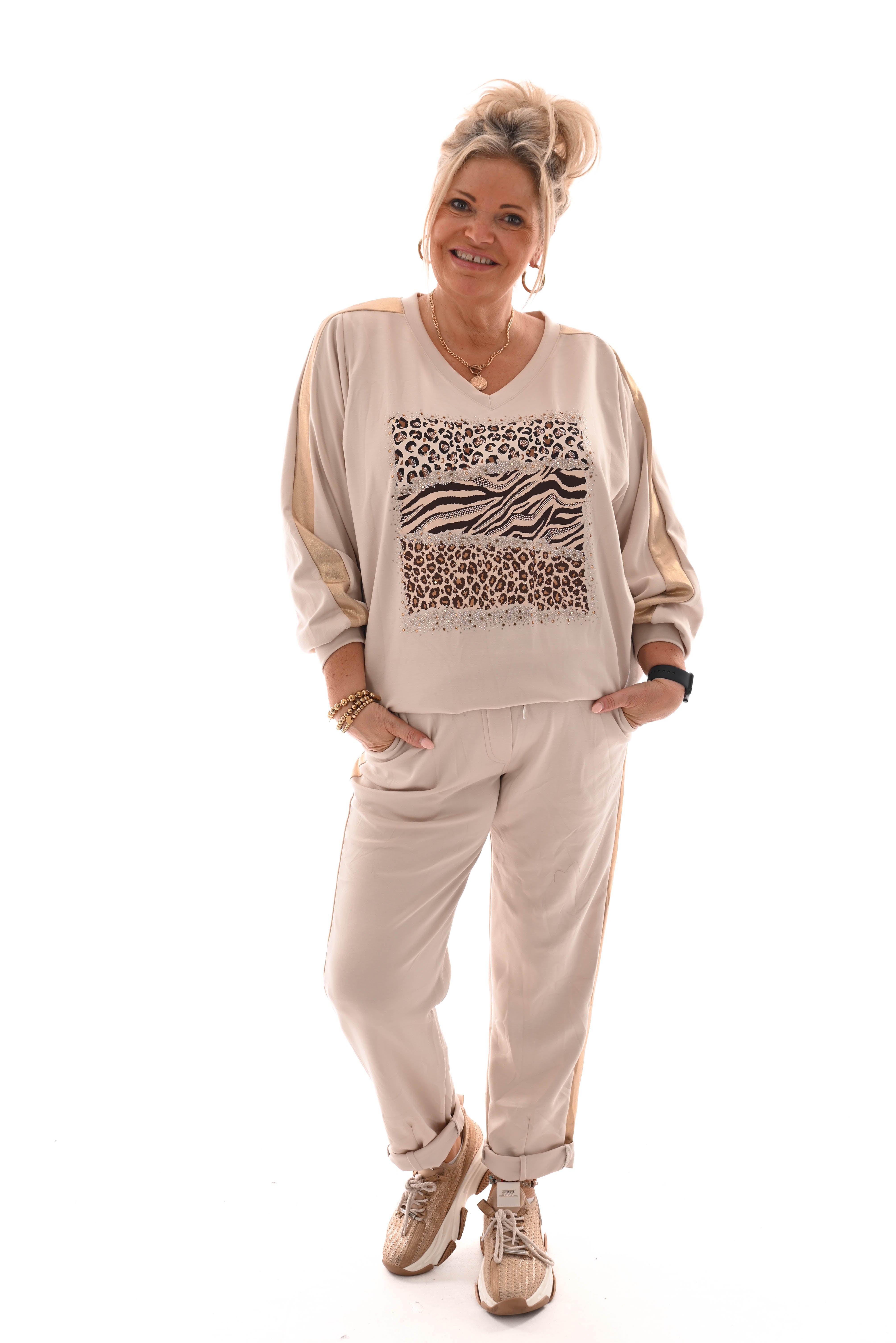 Tweedelig pak dieren mix gouden bies comfy beige