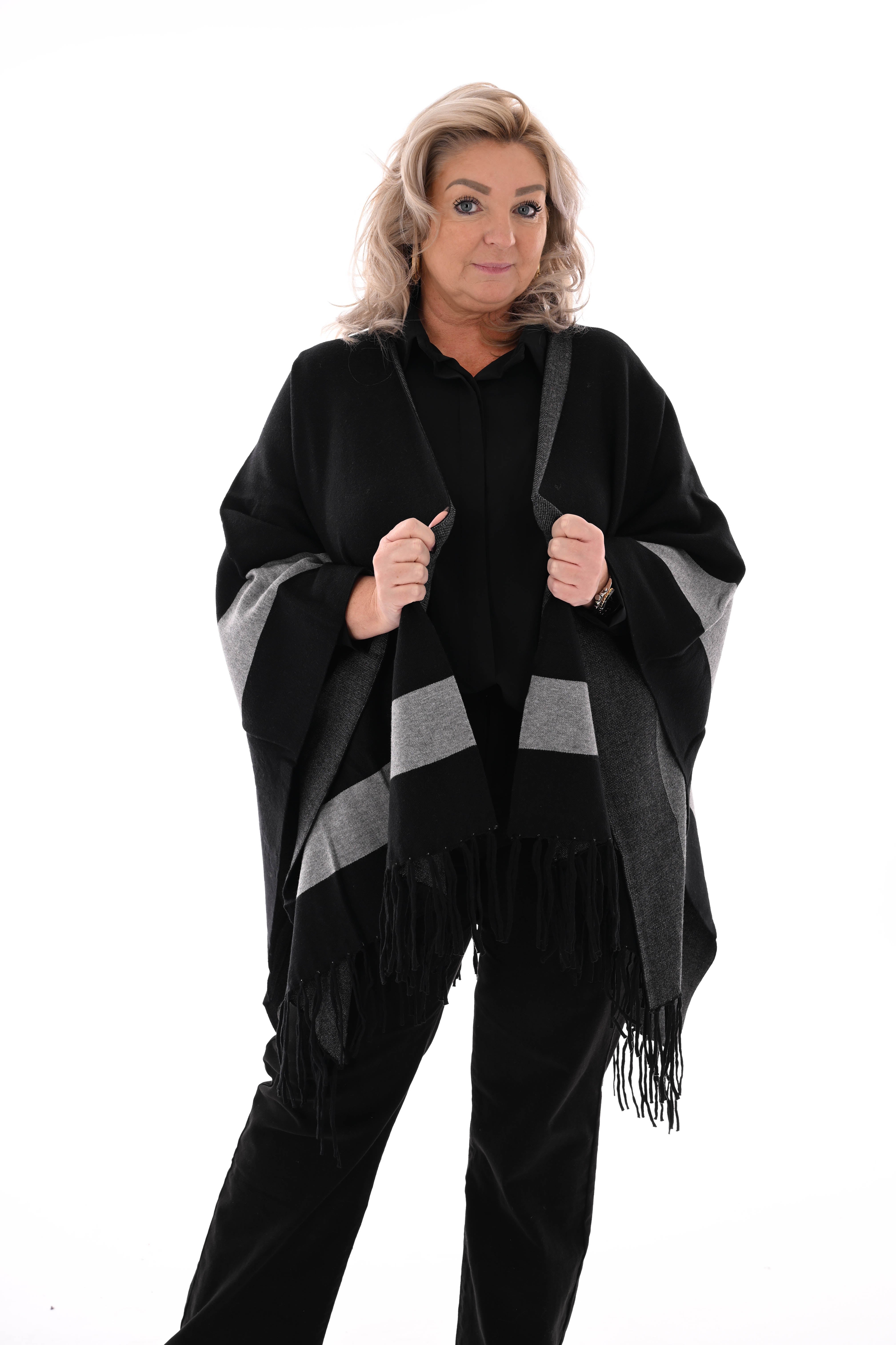 Omslagdoek streep en franjes zwart