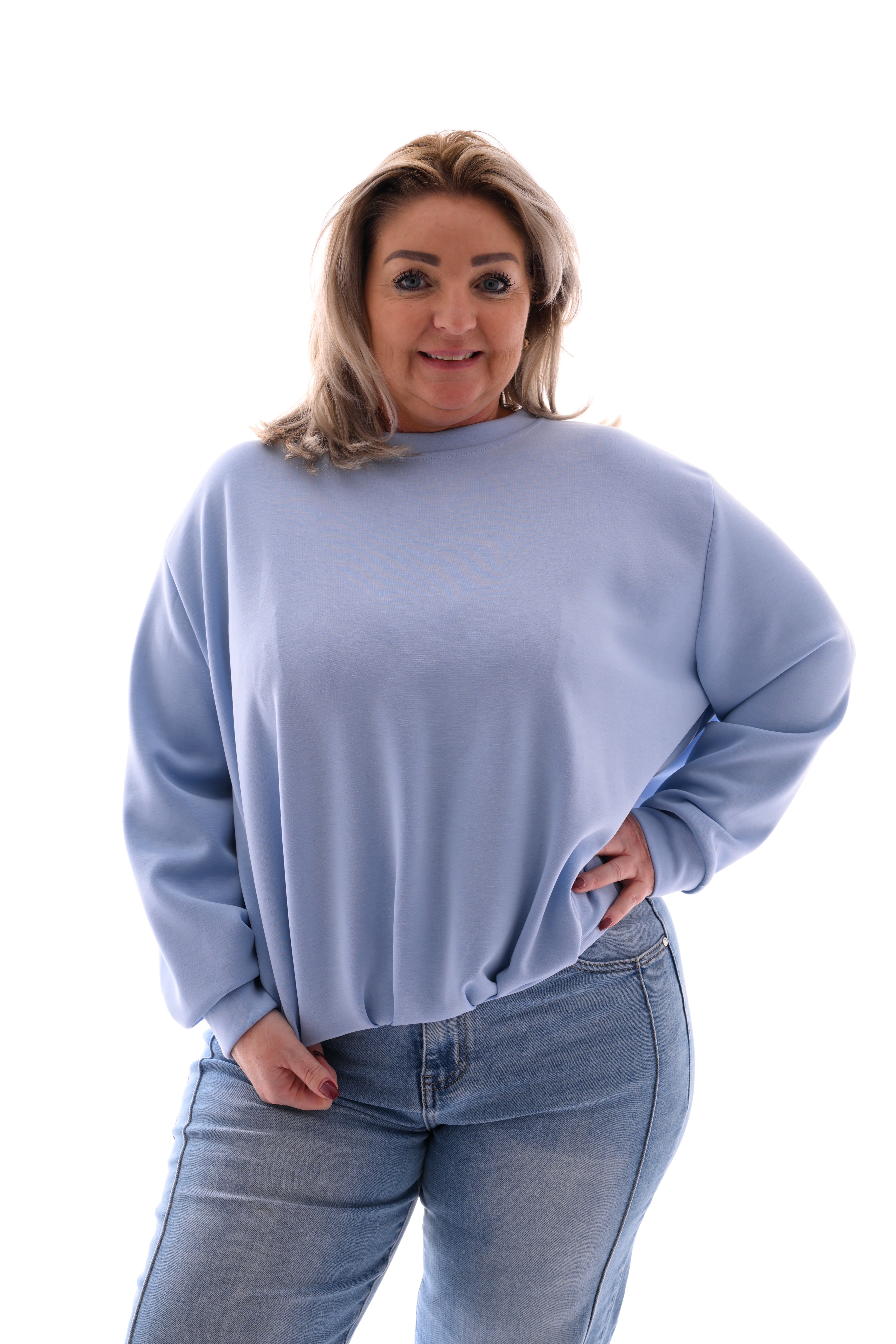 Sweater met geplooide onderkant lichtblauw