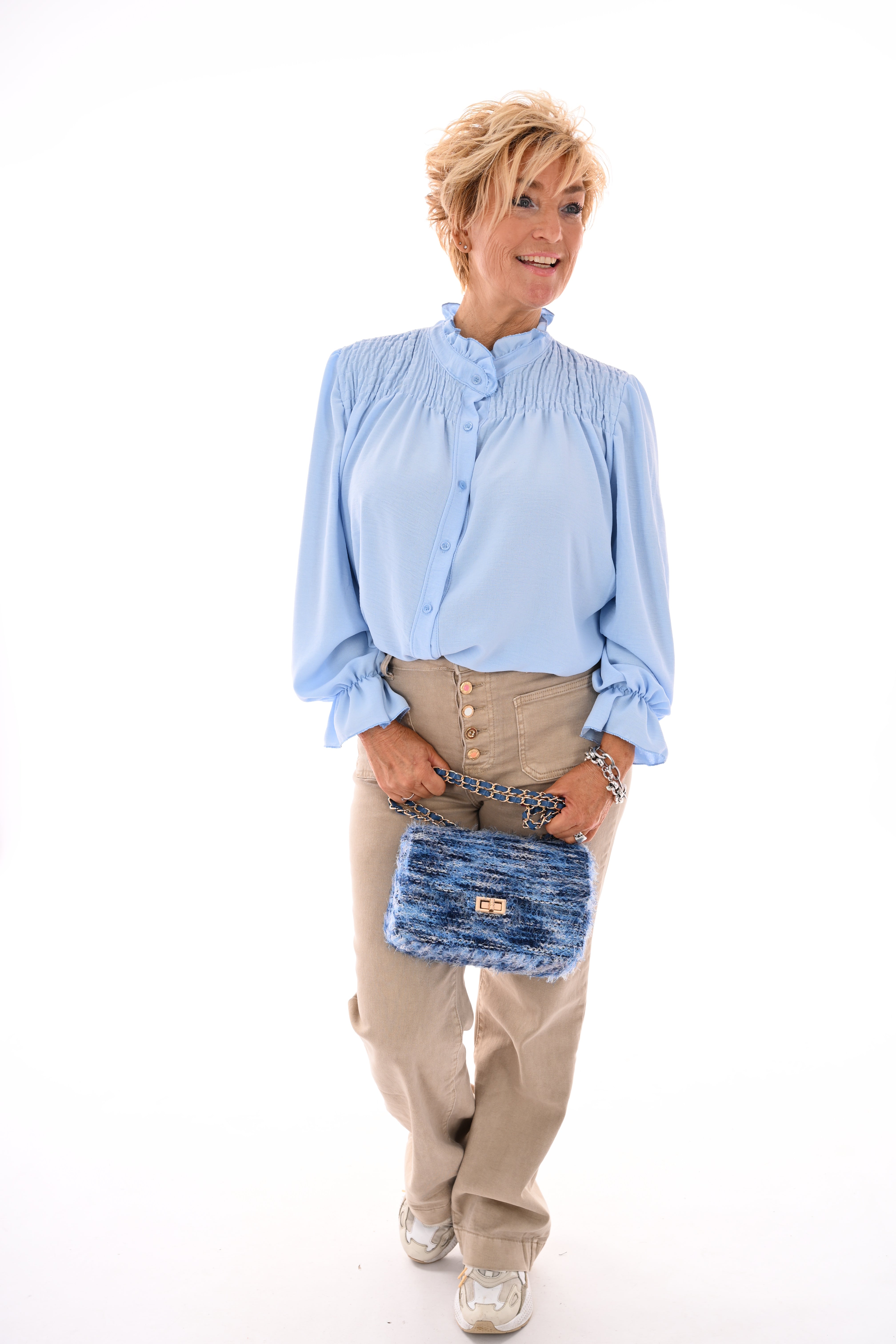 Blouse smock detail lichtblauw