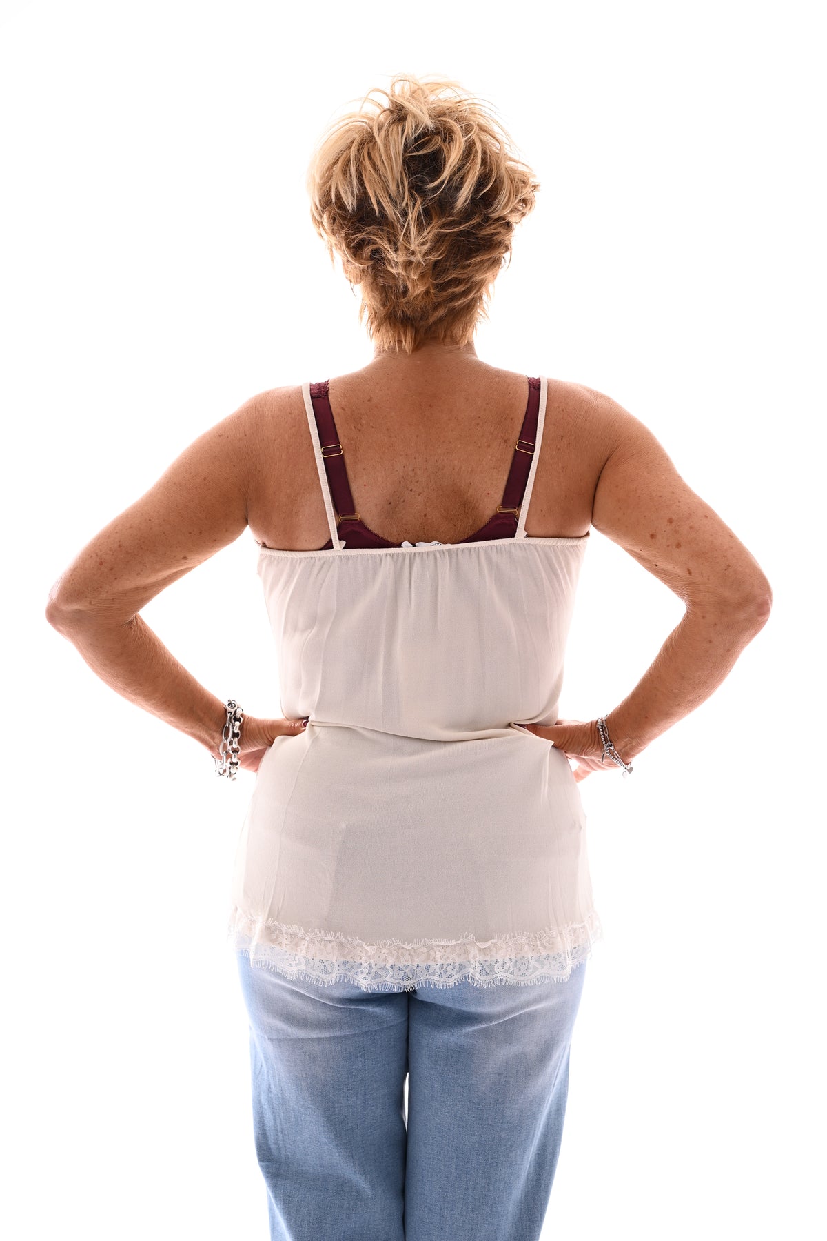 Hemdje met kanten rand creme