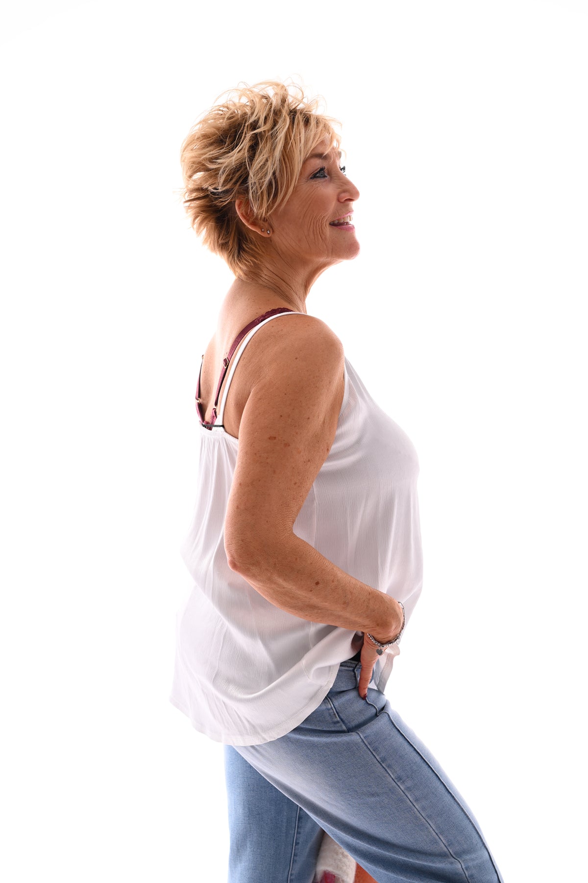 Silky hemdje met knoopjes en v-hals roomwit