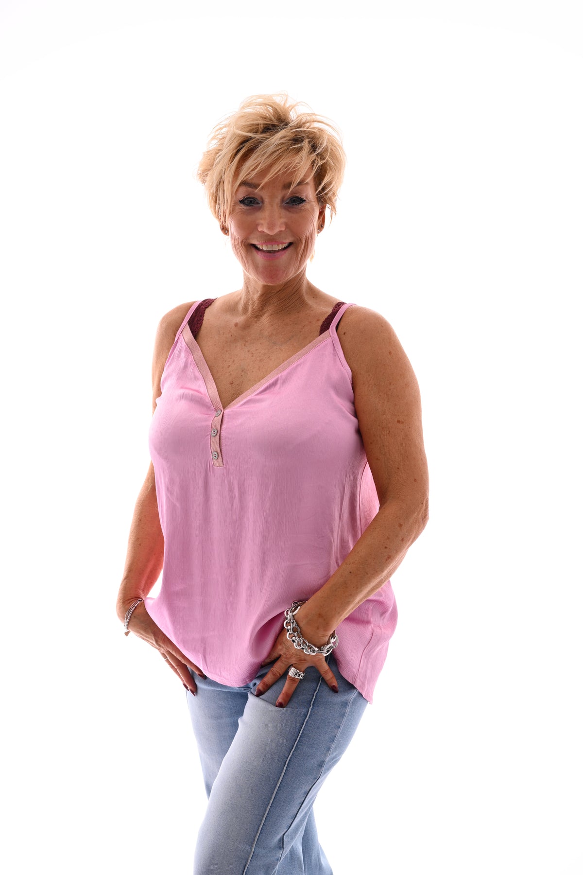 Silky hemdje met knoopjes en v-hals roze