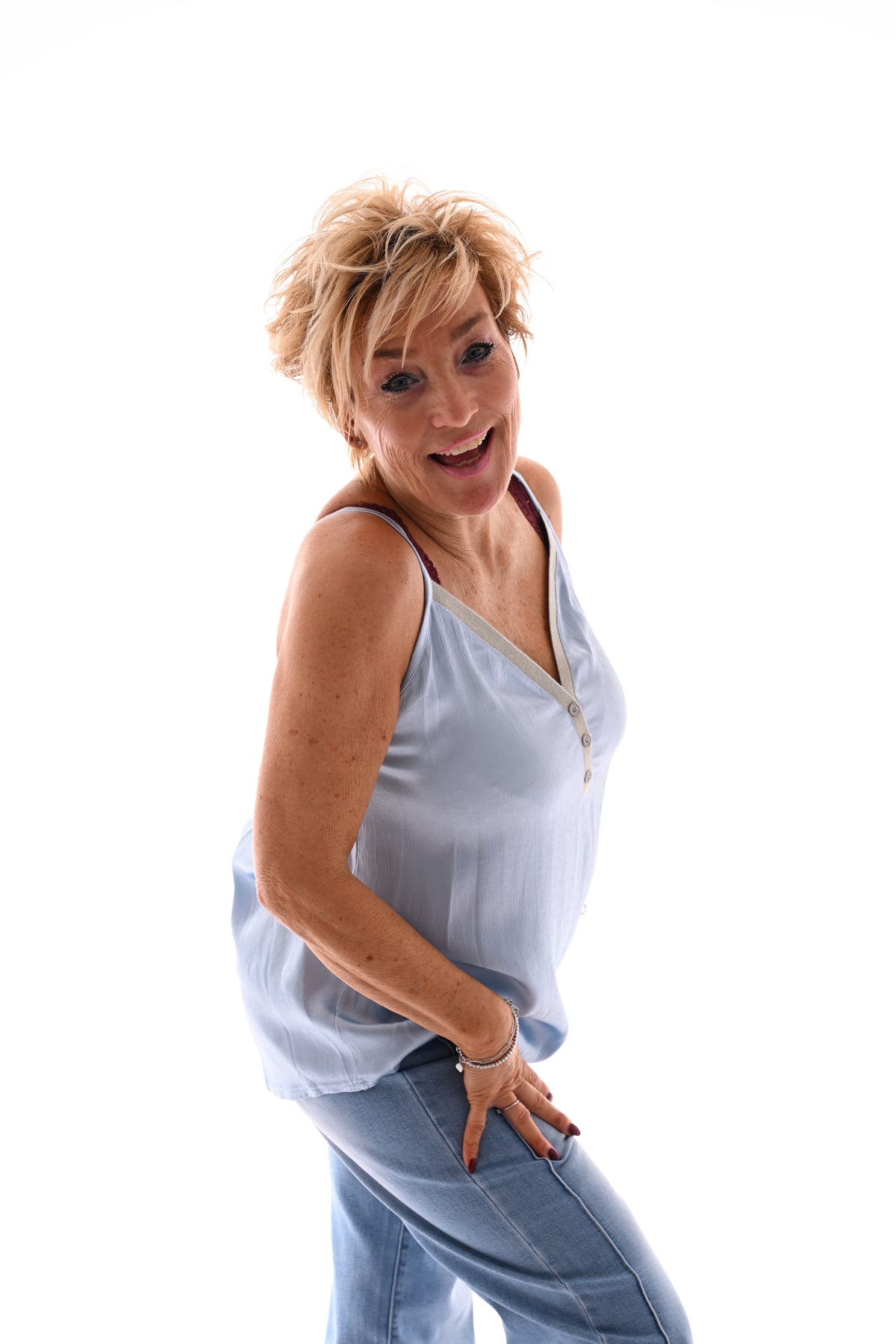 Silky hemdje met knoopjes en v-hals lichtblauw