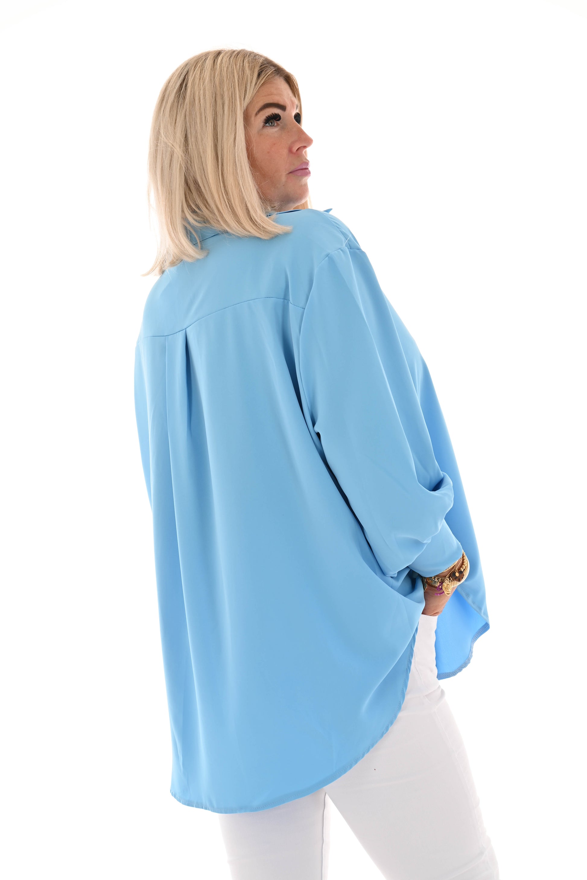 Doorknoop blouse met kraag uni lichtblauw