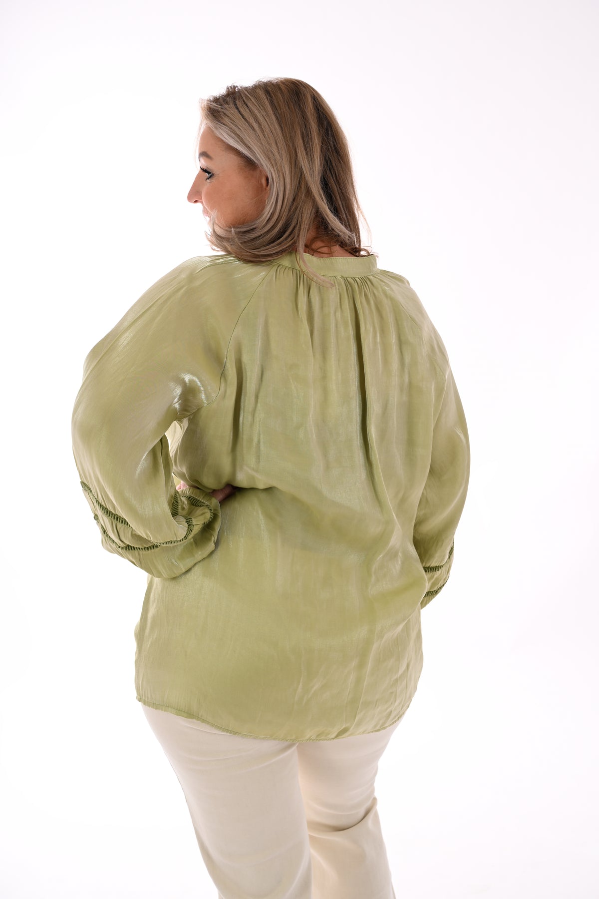 Silky blouse v-hals pistache