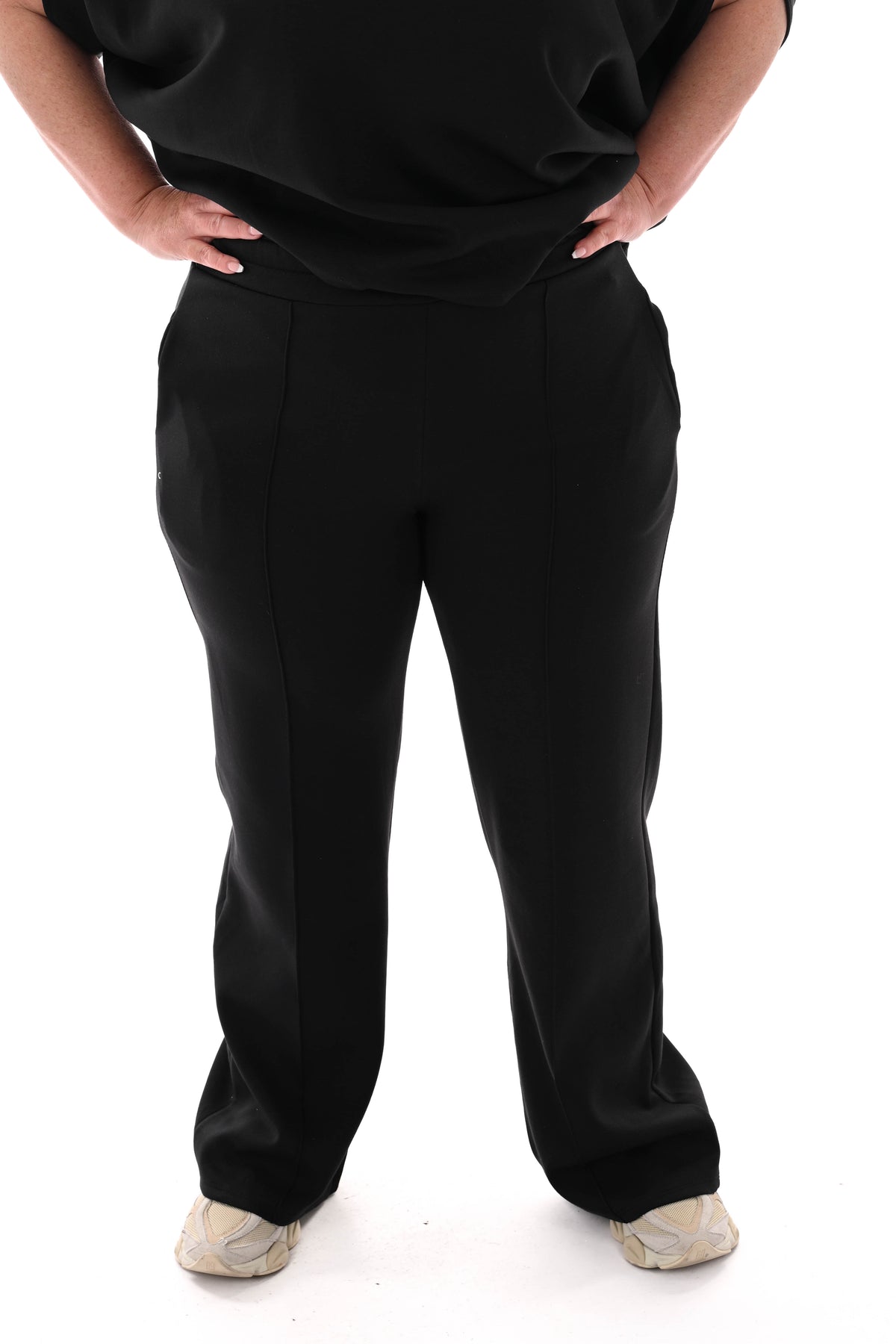 Tweedelig set asymmetrisch korte mouwen zwart