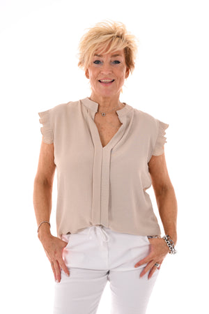Top v-hals plisse rand beige