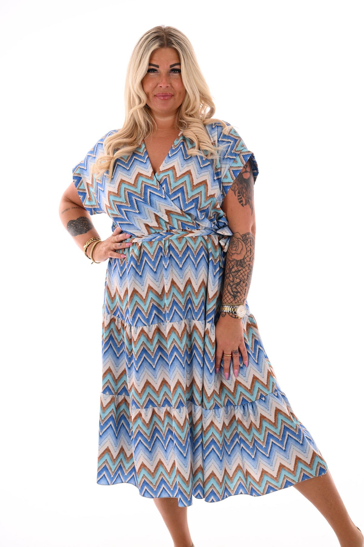 Zigzag jurk met stroken blauw/bruin