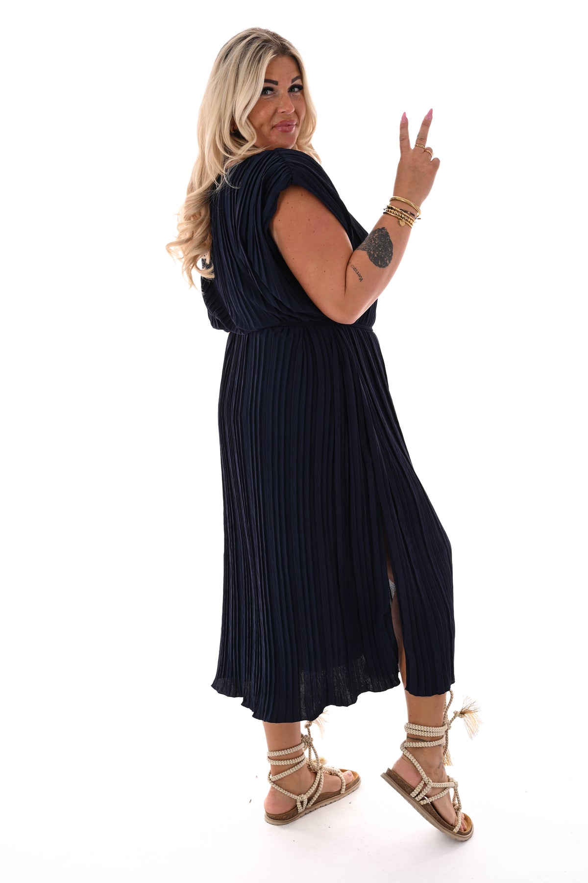 Plisse jurk met ceintuur marineblauw