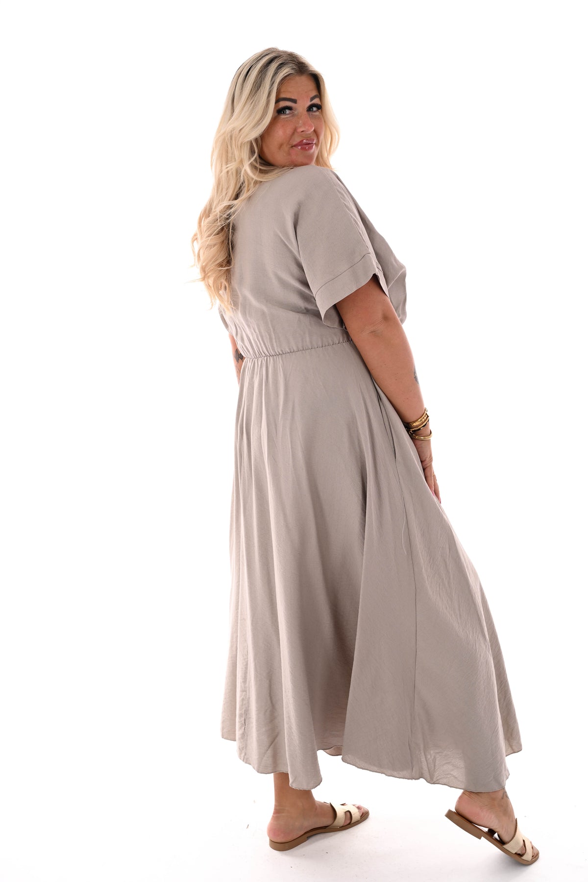 Maxi jurk overslag korte mouwen taupe