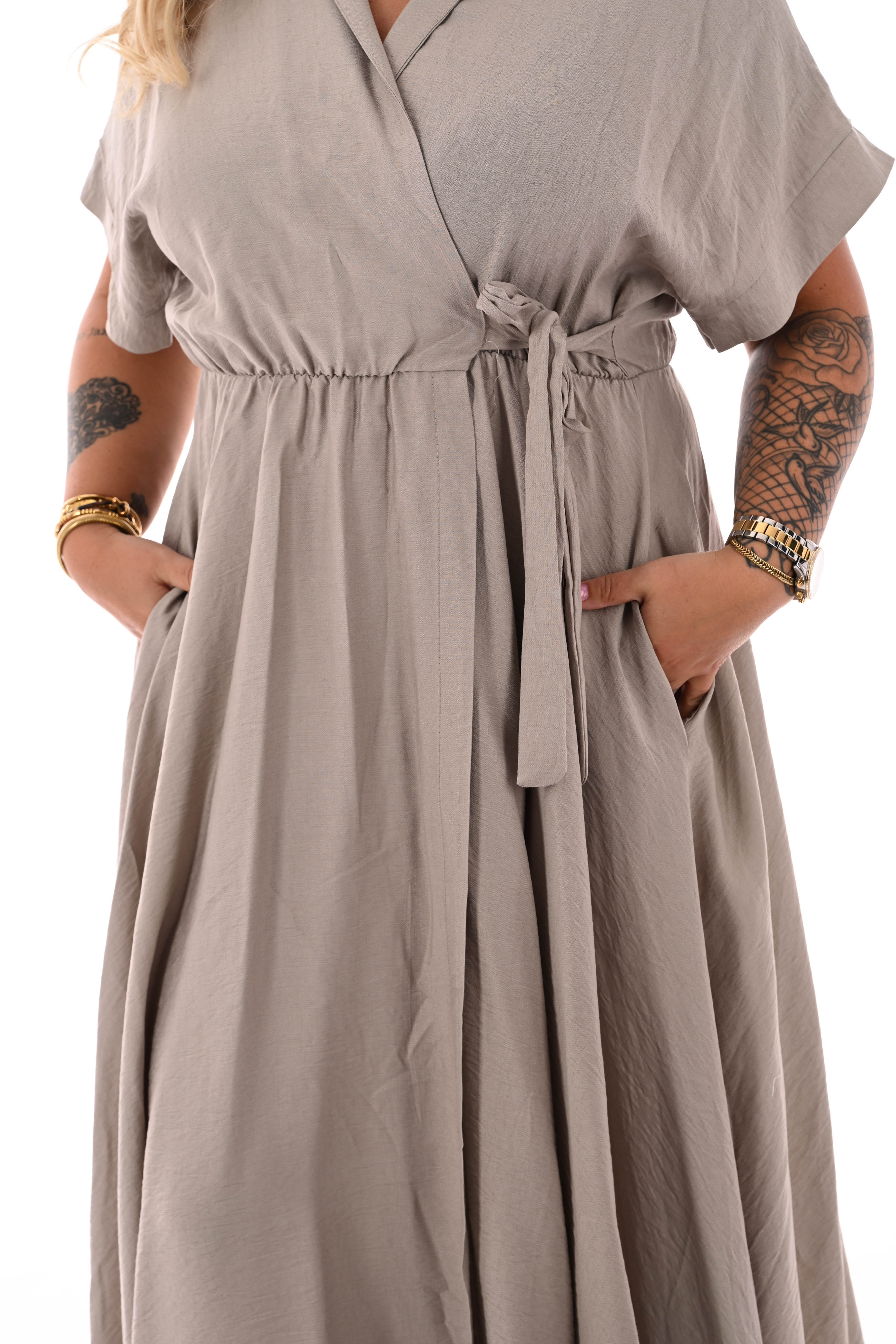 Maxi jurk overslag korte mouwen taupe