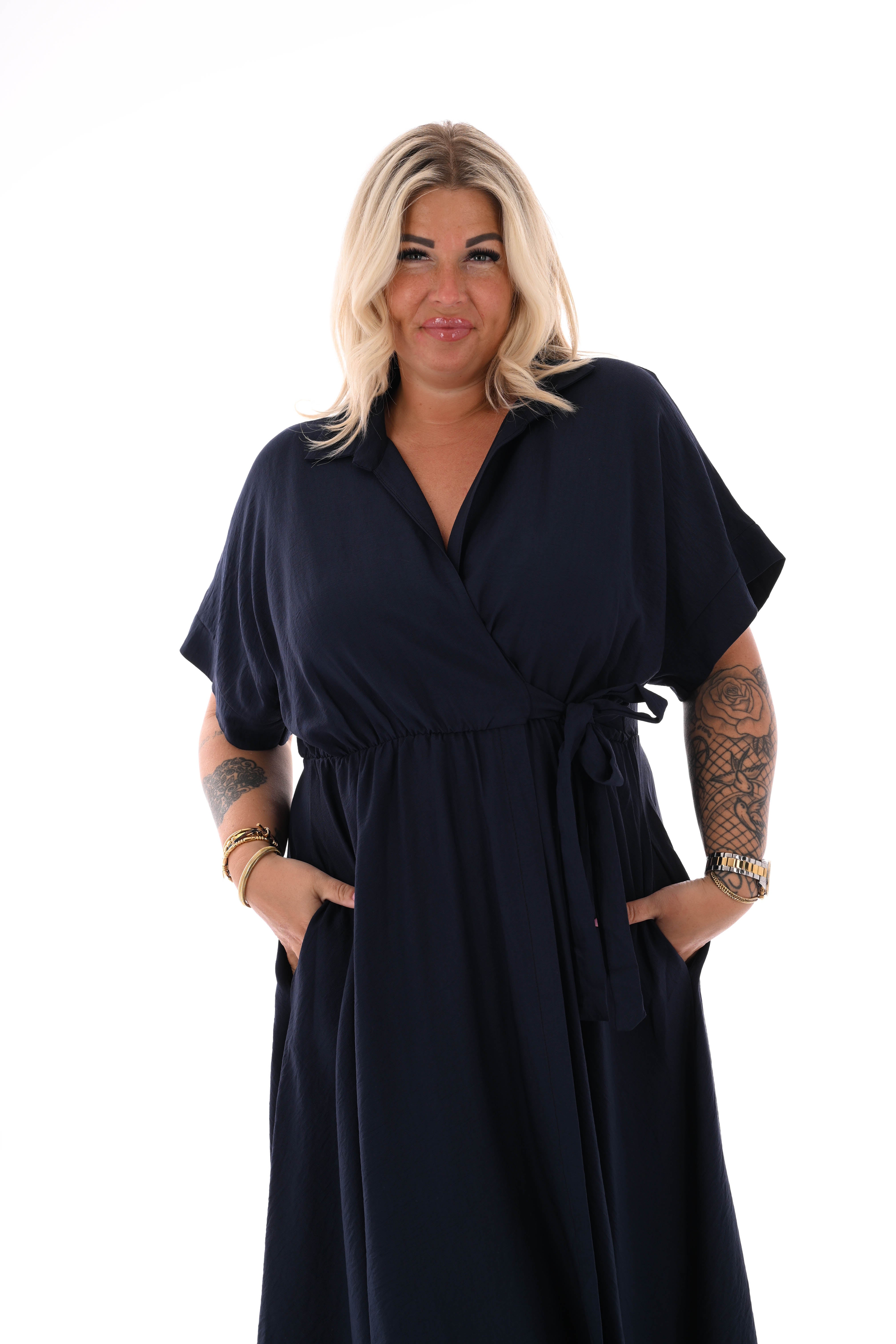 Maxi jurk overslag korte mouwen marineblauw