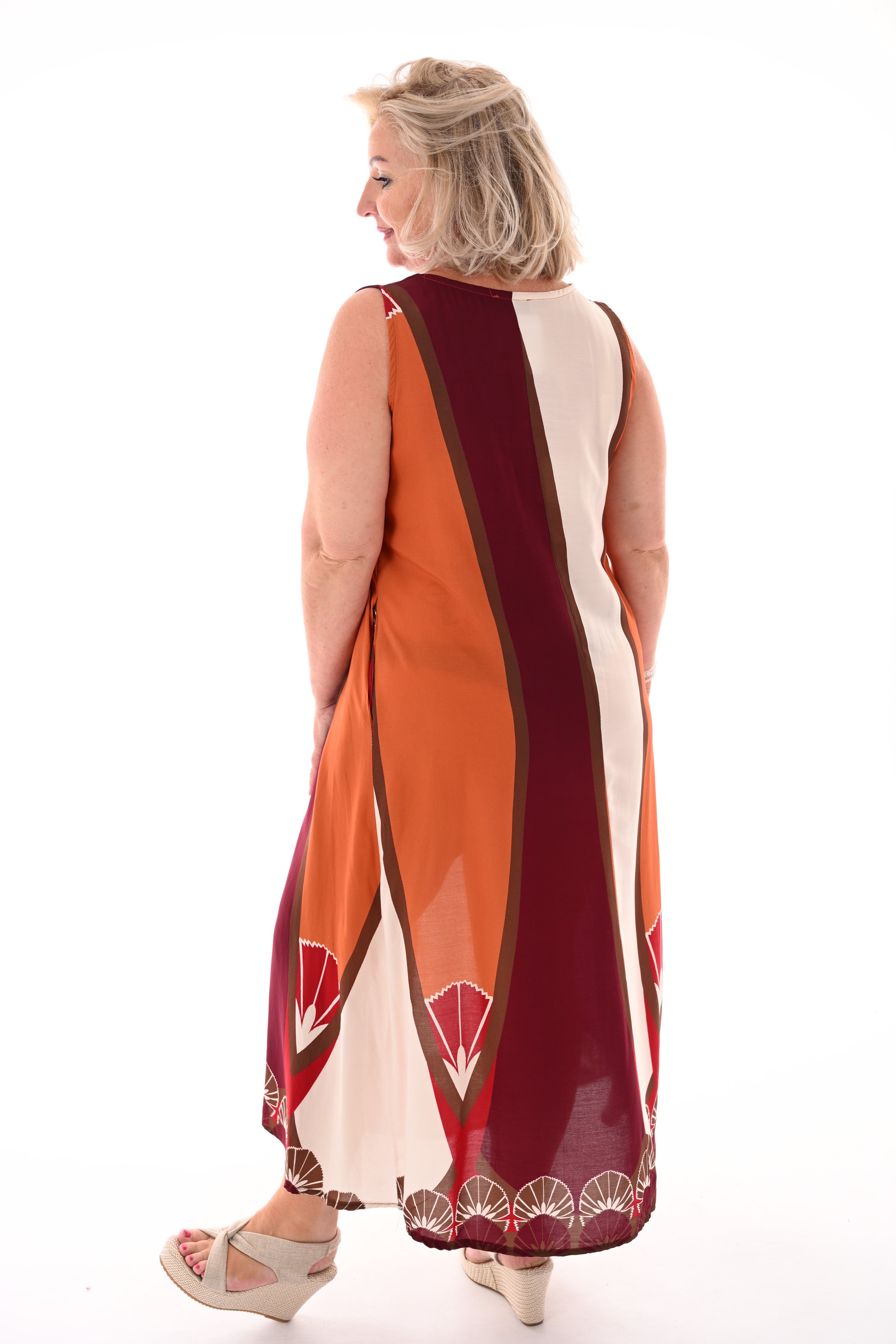 Maxi jurk mouwloos waaiers oranje/bordeaux