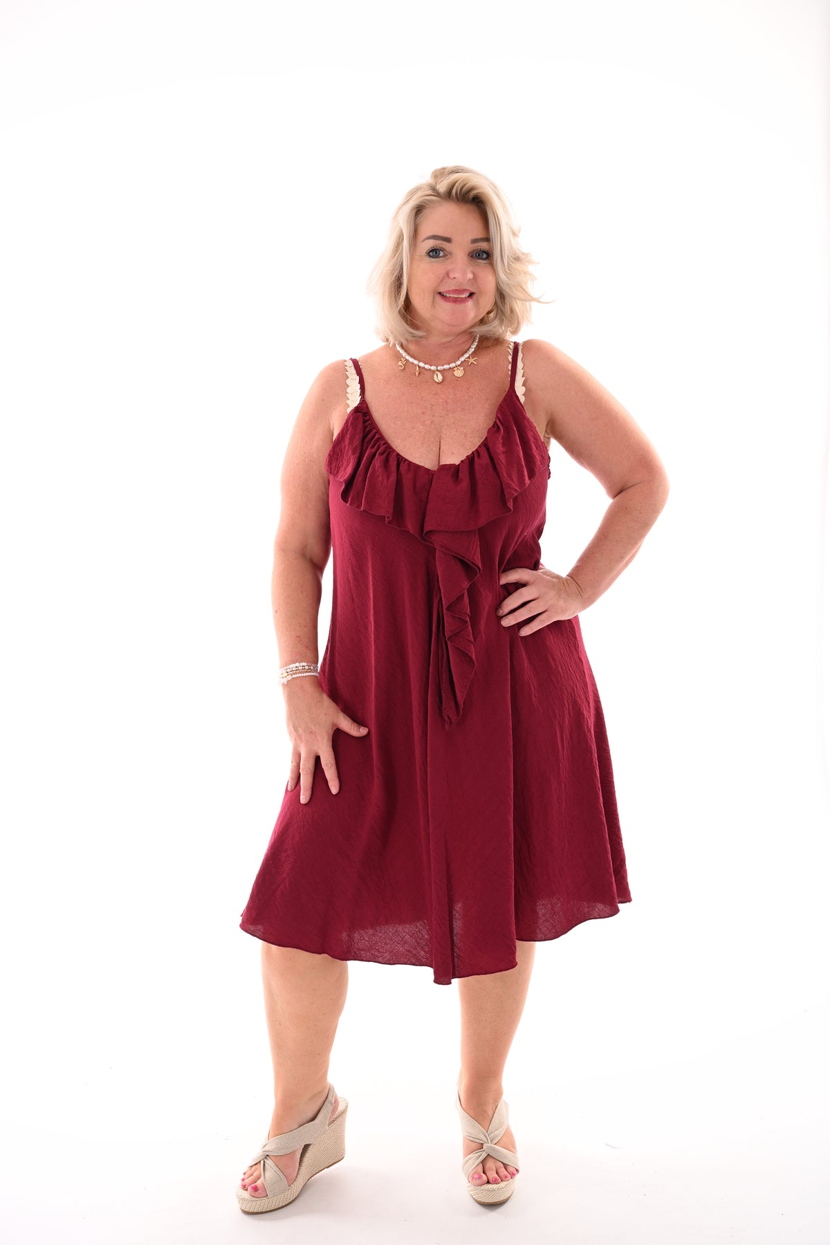Kort jurkje spaghetti bandjes roezel bordeaux