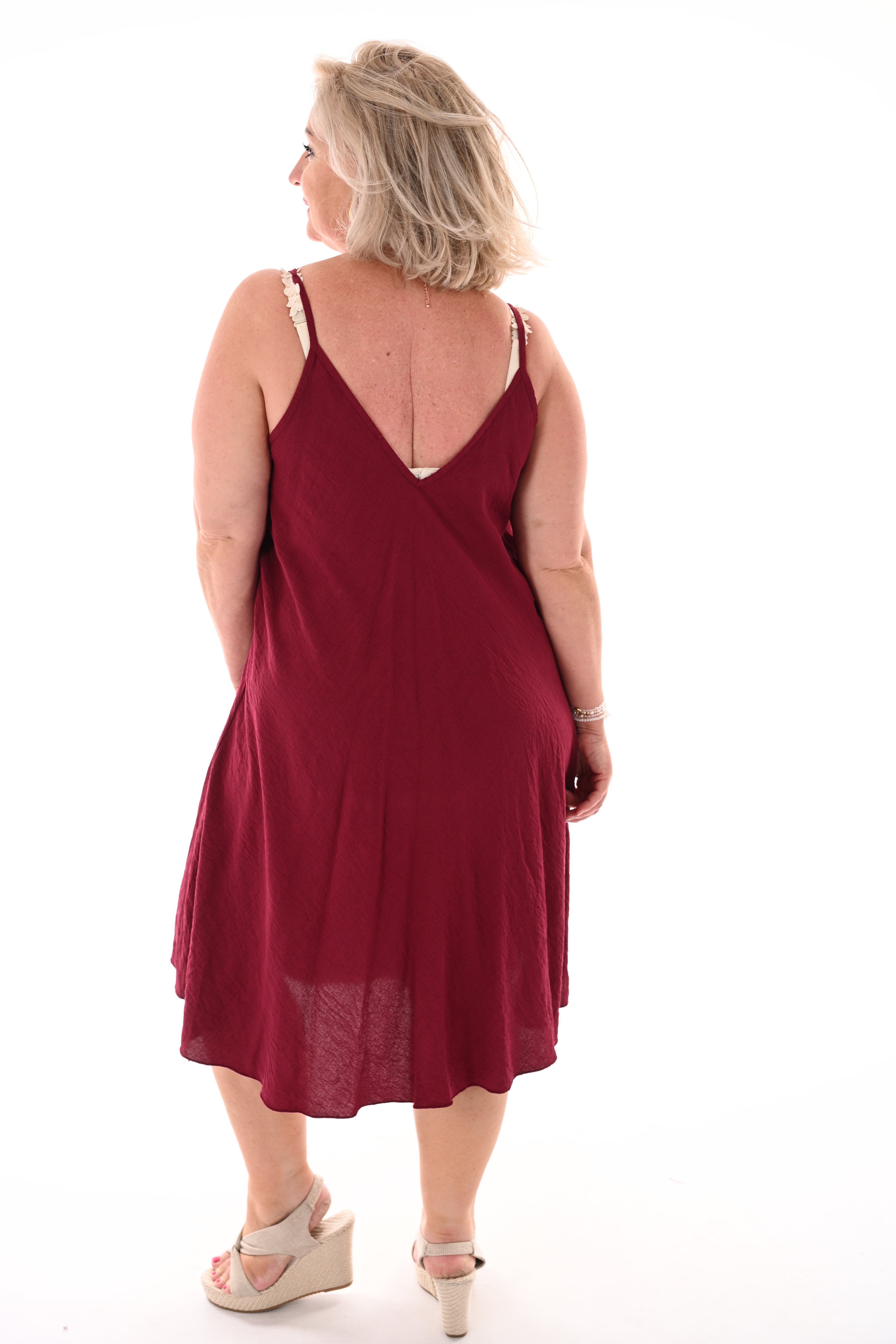 Kort jurkje spaghetti bandjes roezel bordeaux