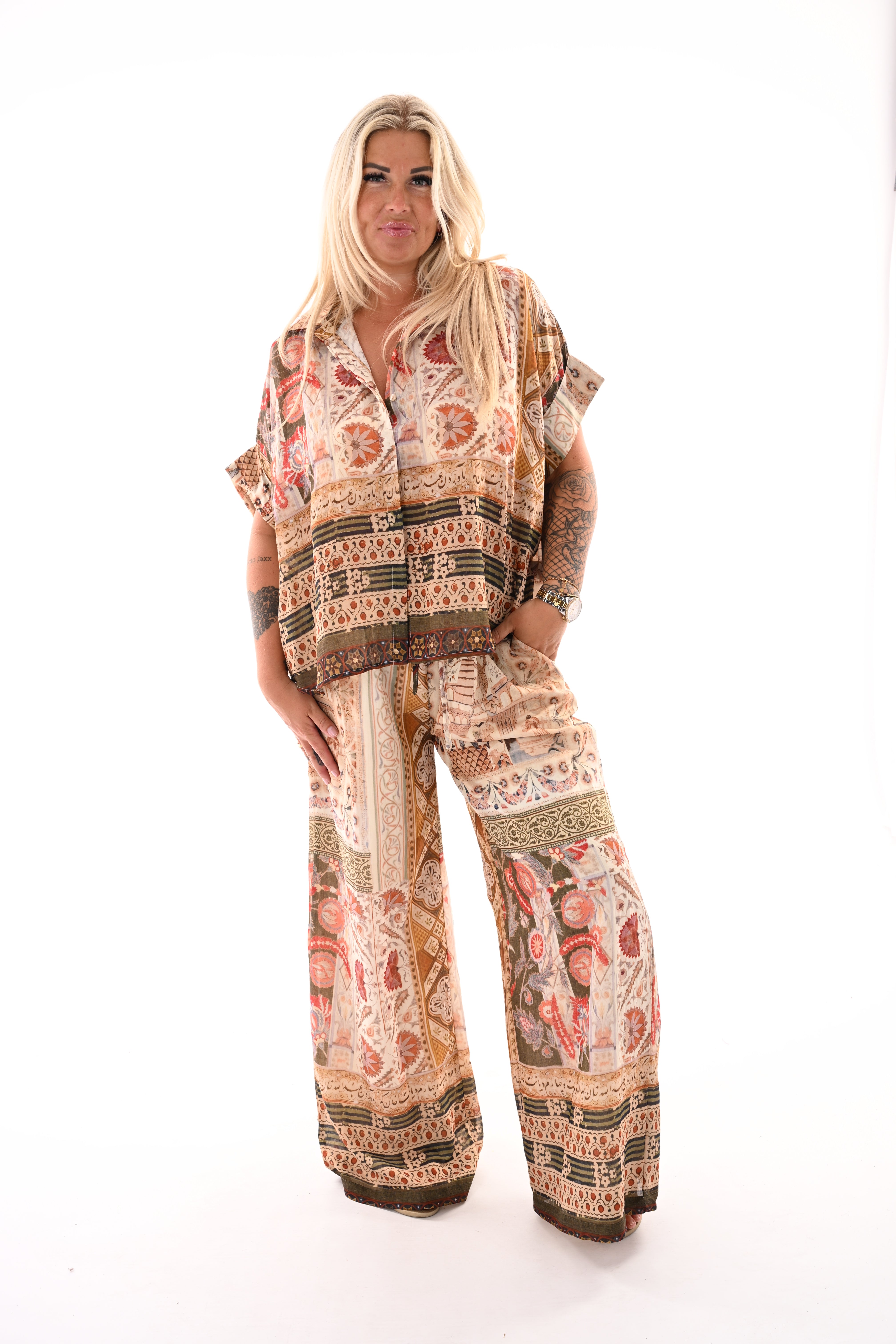 Tweedelig set waaiers beige