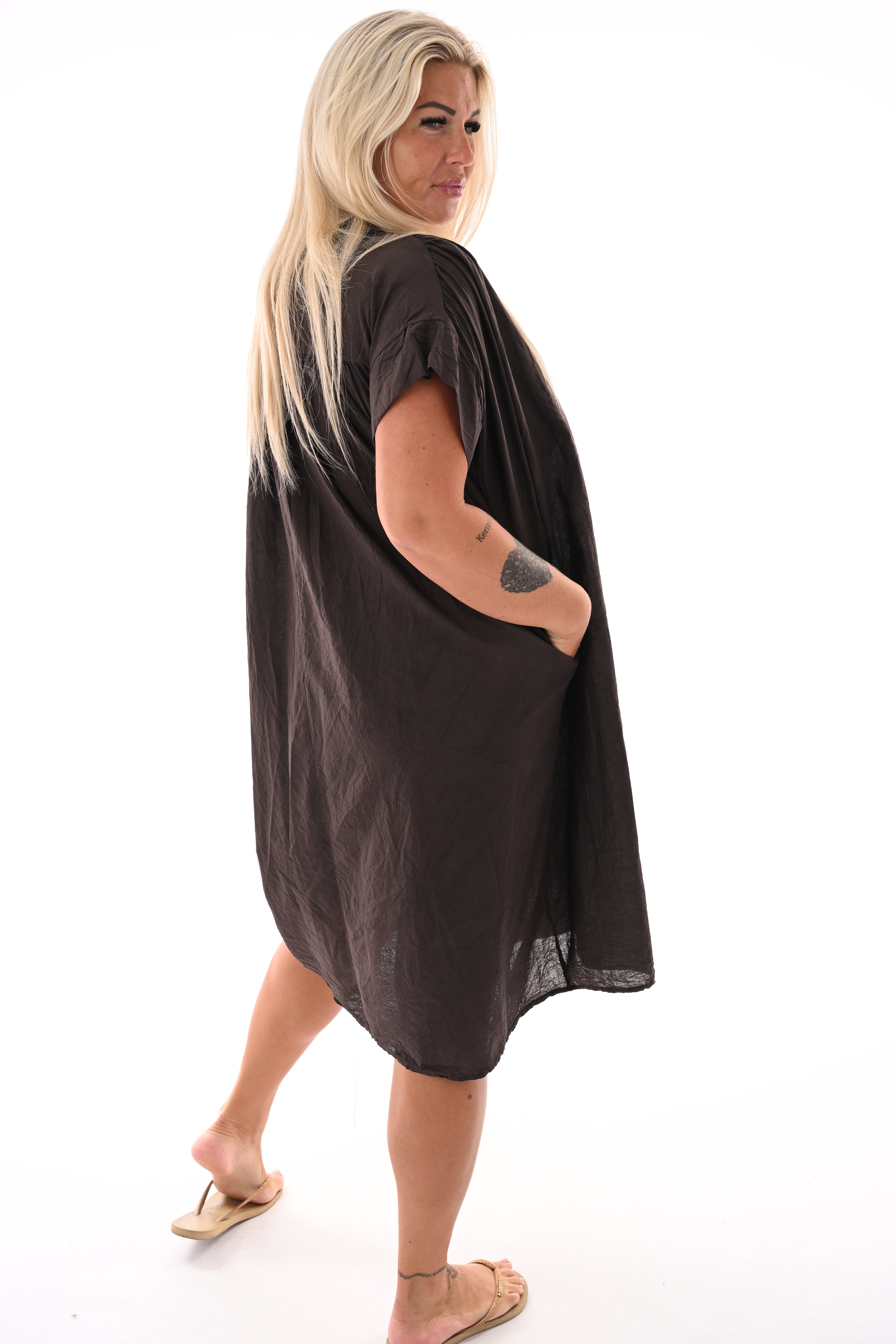 Basic tuniek v-hals met zakken donkerbruin