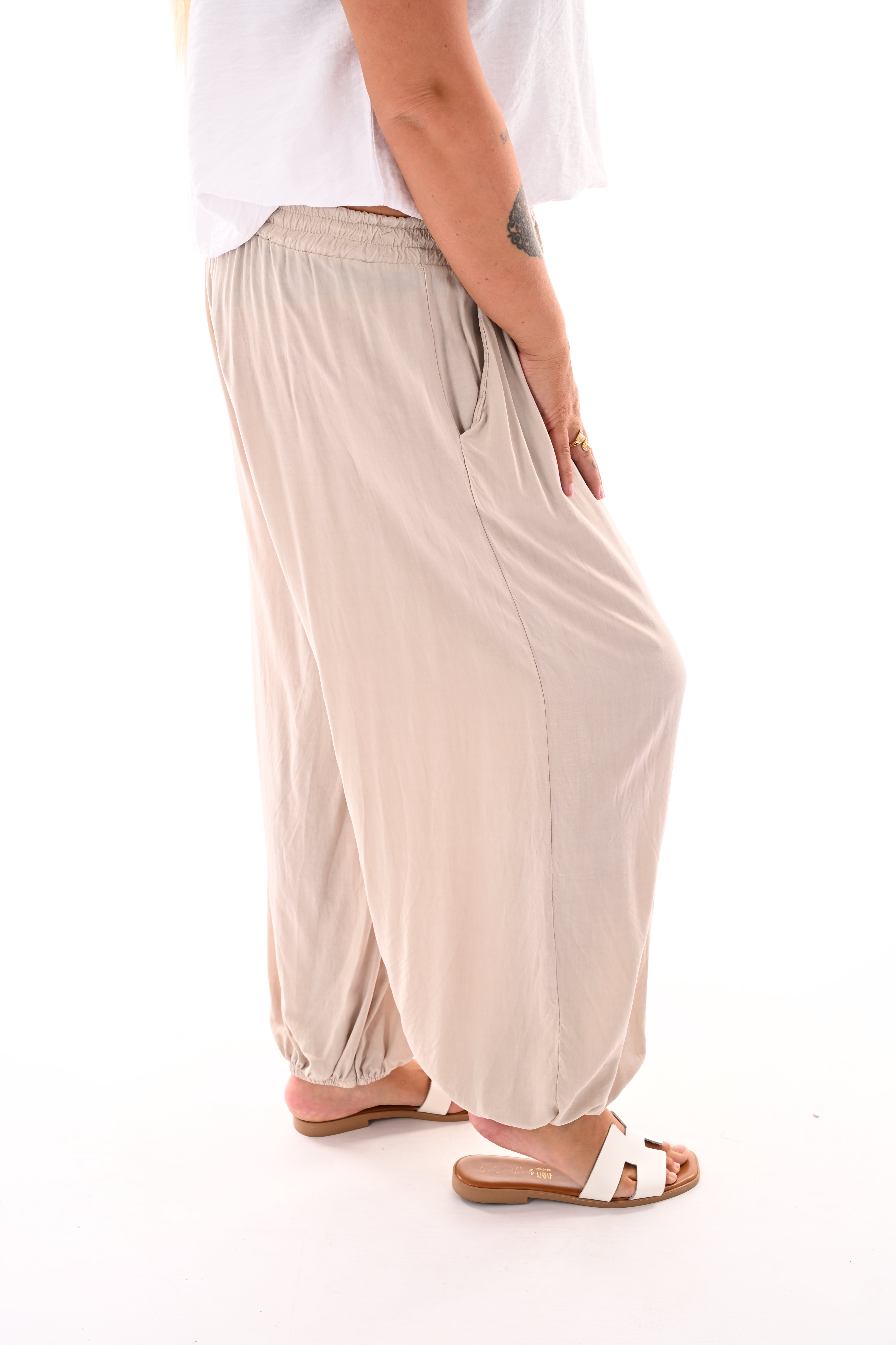 Basic ballon broek uni beige