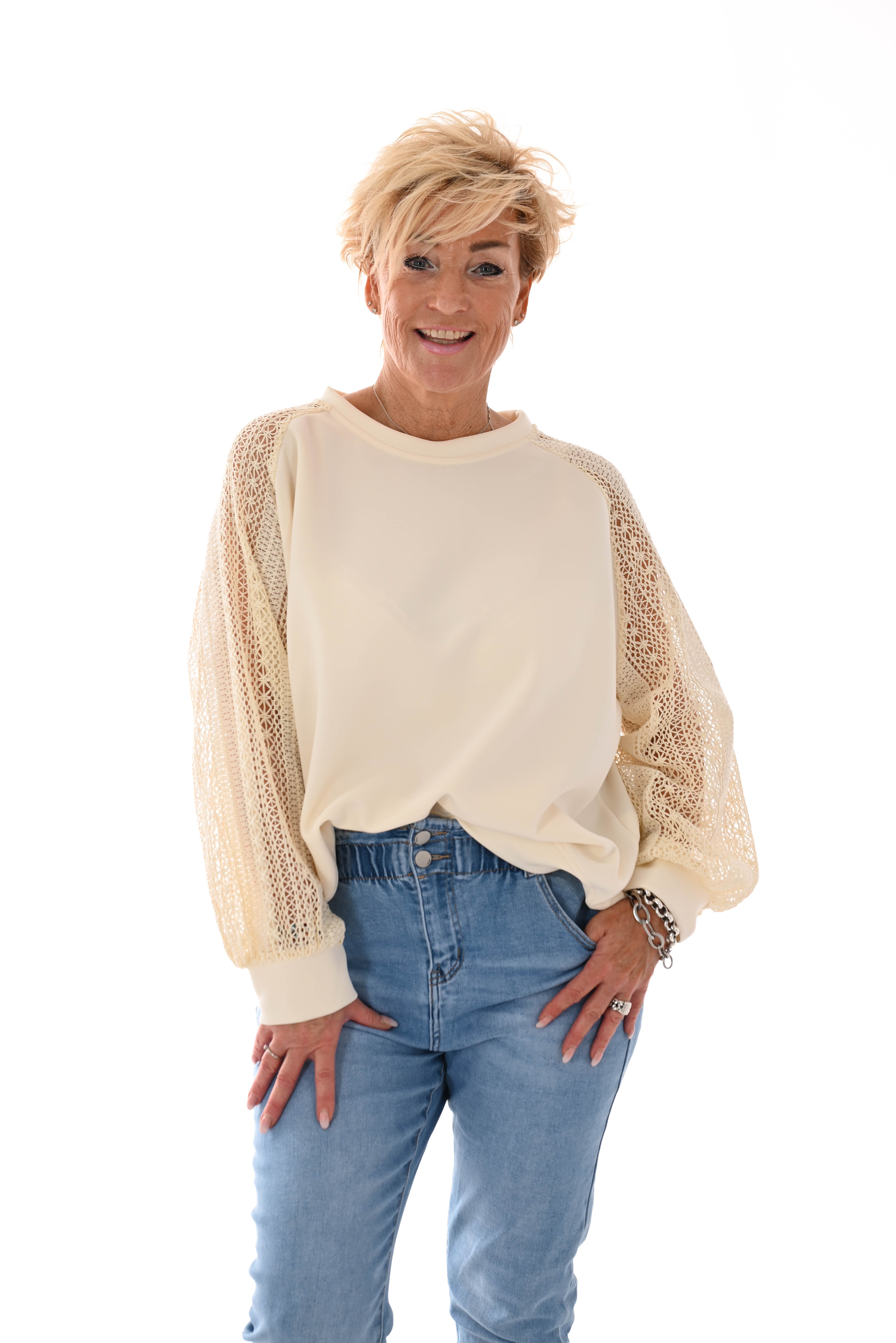 Sweater gehaakte mouwen creme
