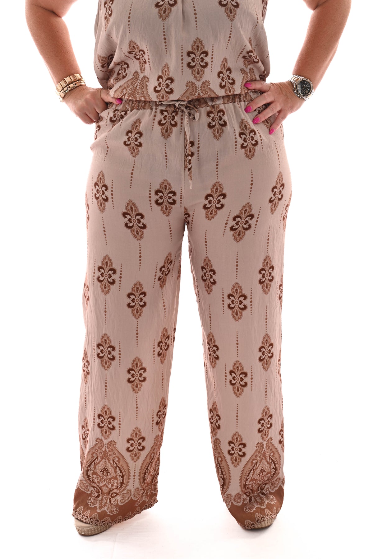 Tweedelig set paisley roezelmouwen lichtbruin