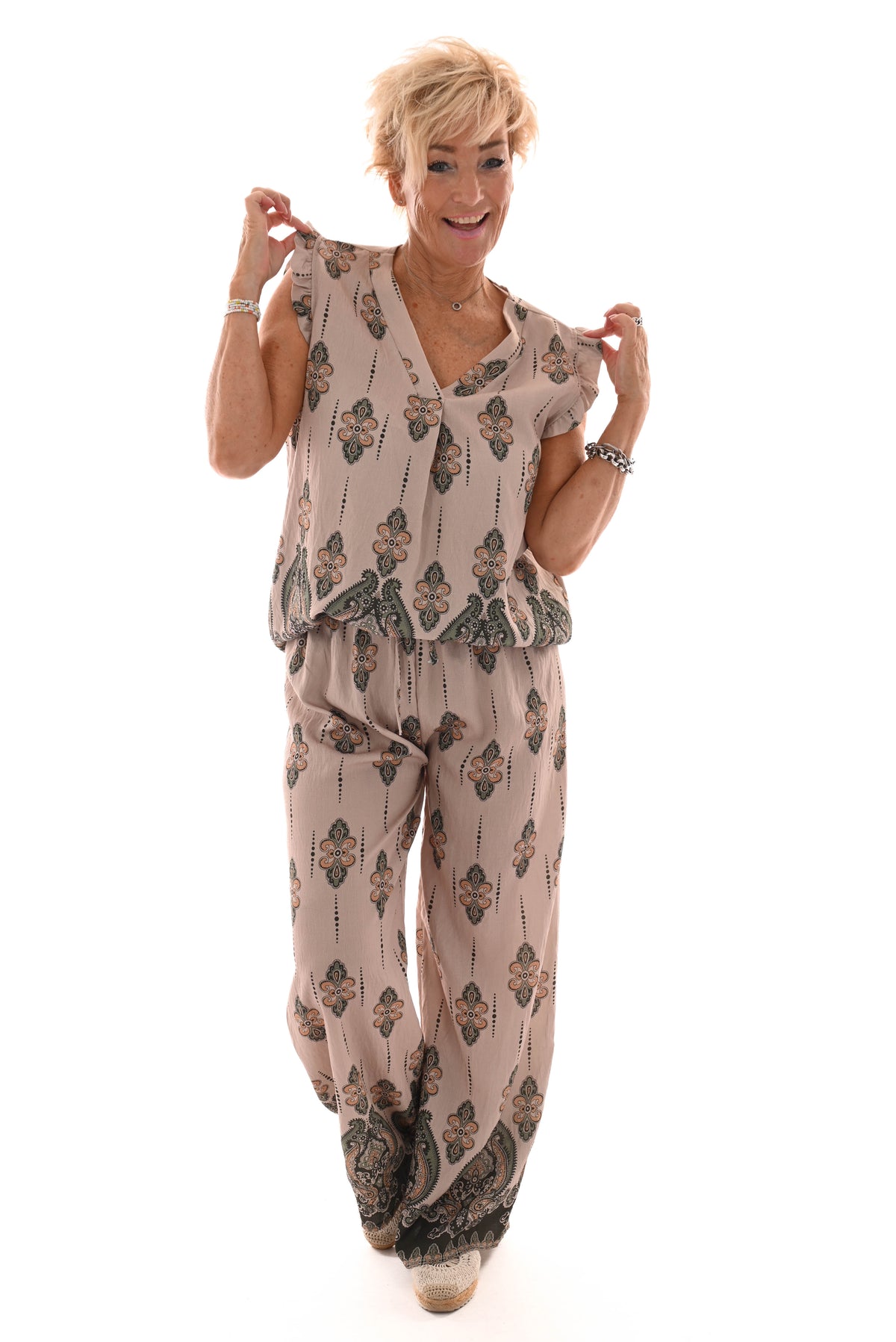 Tweedelig set paisley roezelmouwen groen