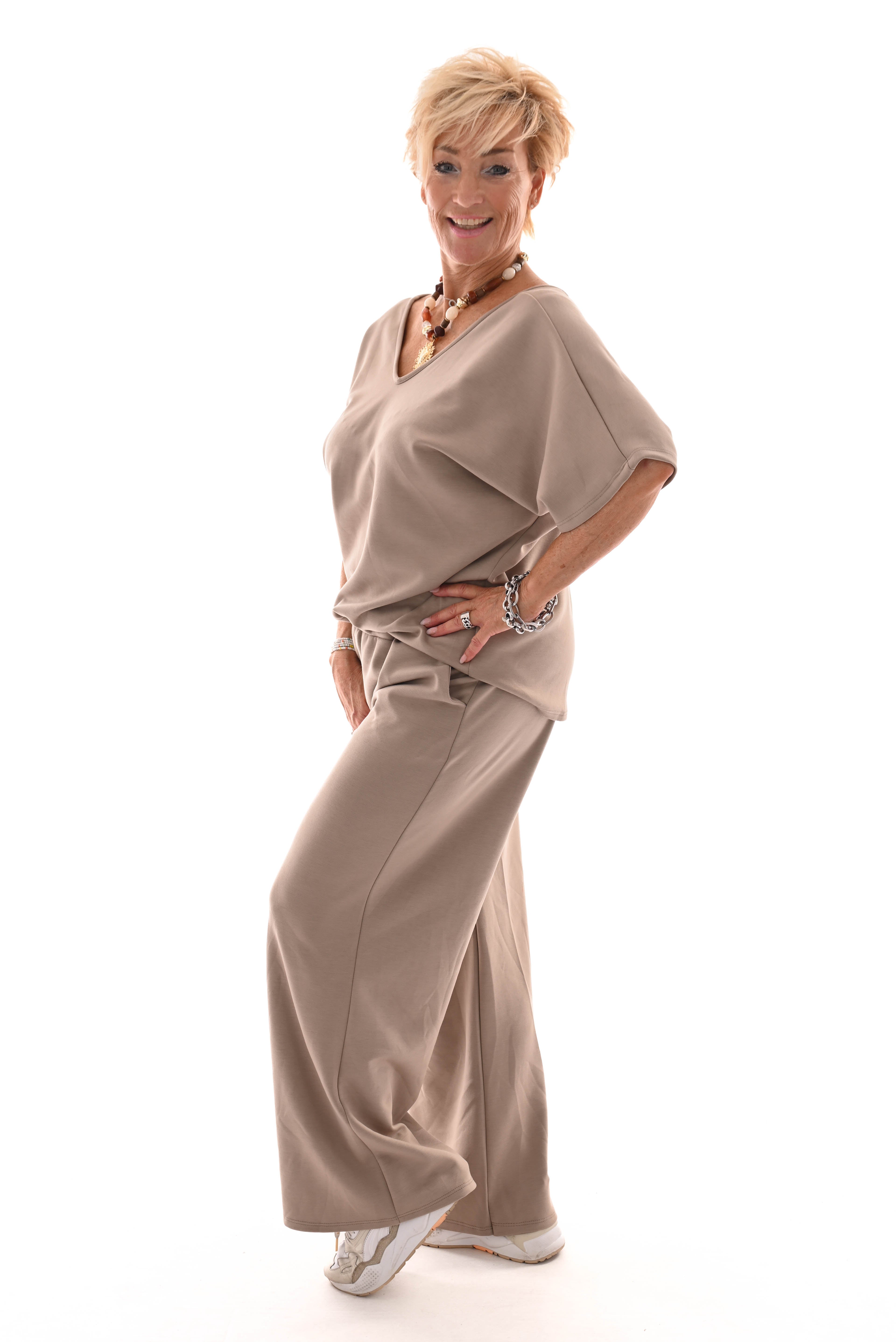 Tweedelig pak top met strik rug uni beige
