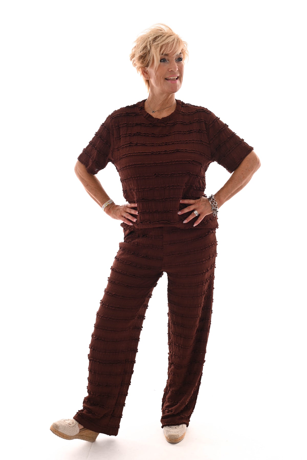 Tweedelig set roezel patroon bruin