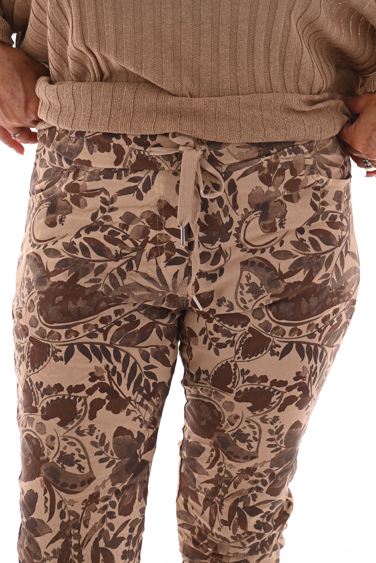 Stretchbroek bloemenprint camel