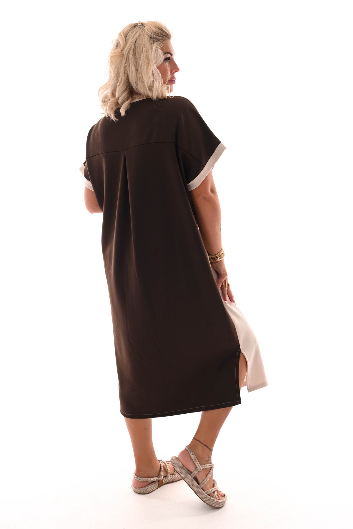 Sweaterdress v-hals 90's beige/bruin