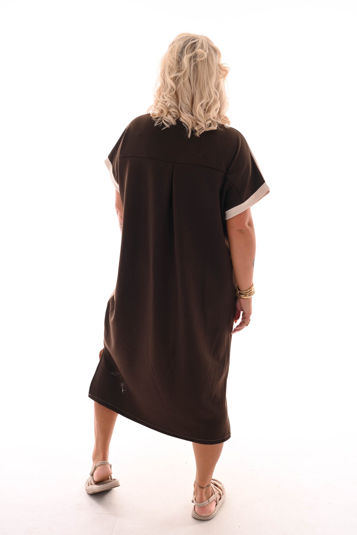 Sweaterdress v-hals 90's beige/bruin