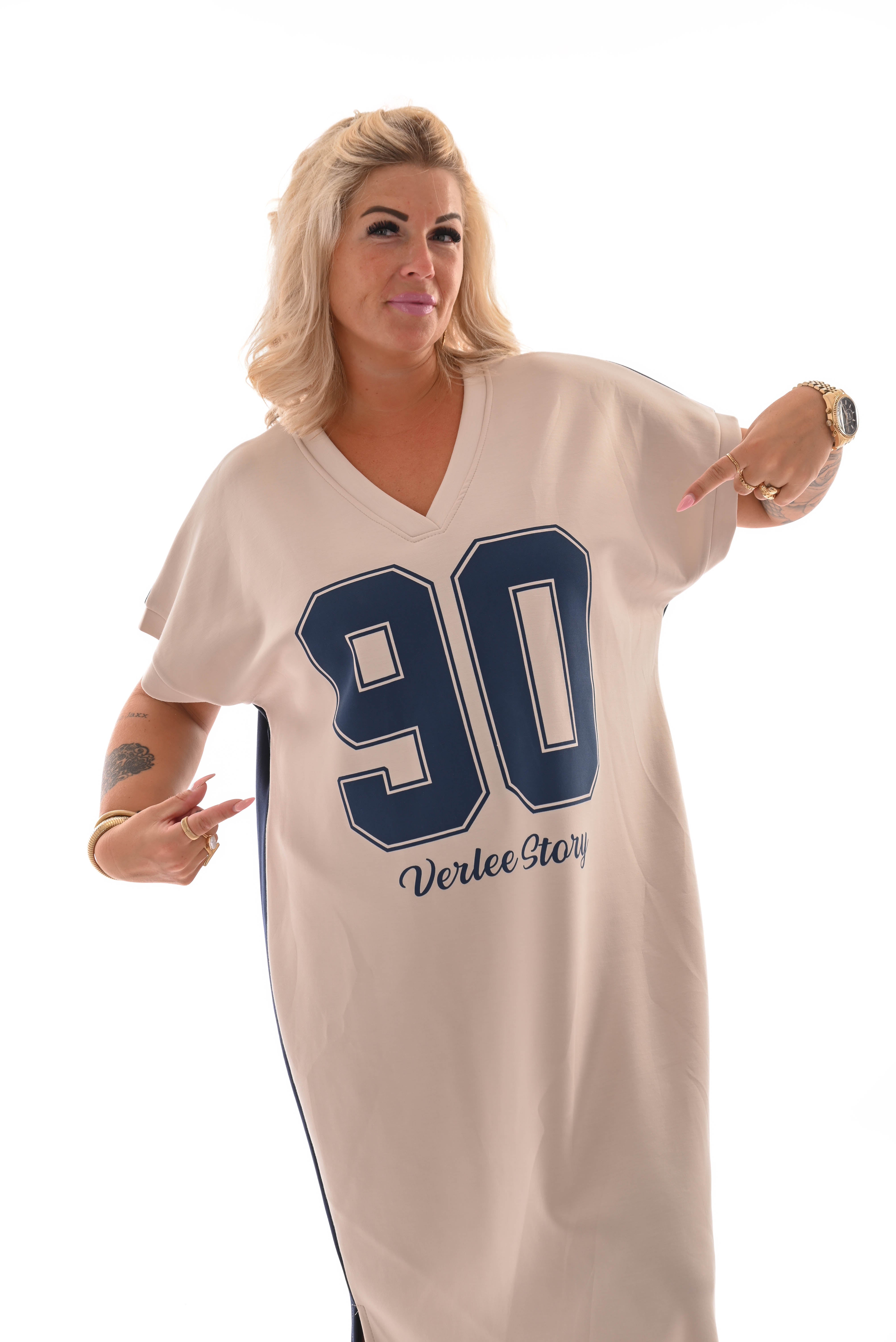 Sweaterdress v-hals 90's beige/marineblauw