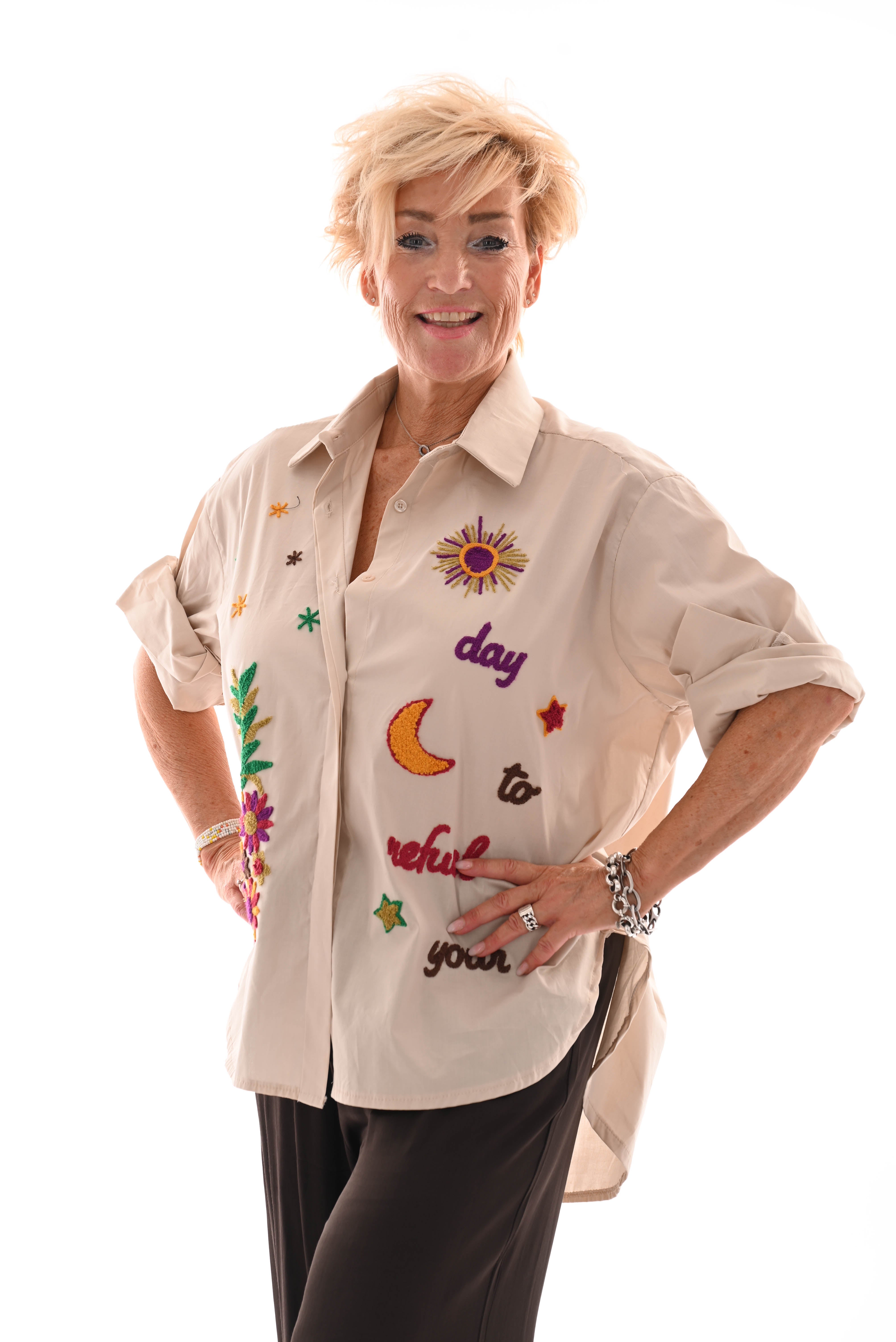 Blouse korte mouwen teddy applicatie beige