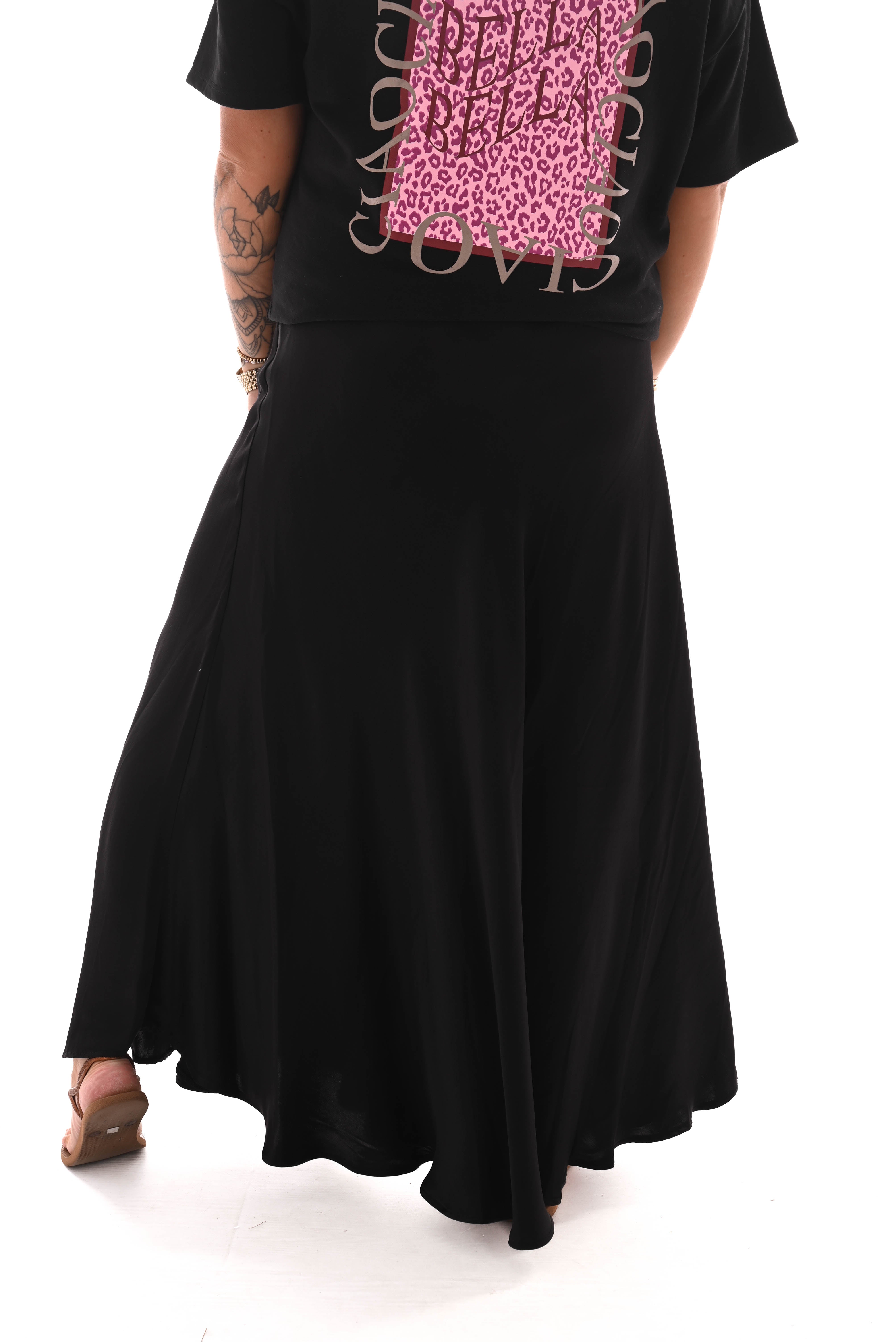 Lange silky rok zwart