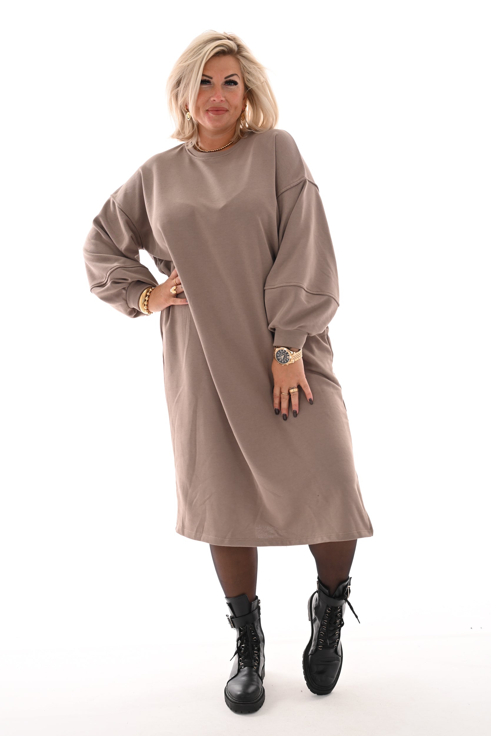 Sweater dress met zakken taupe