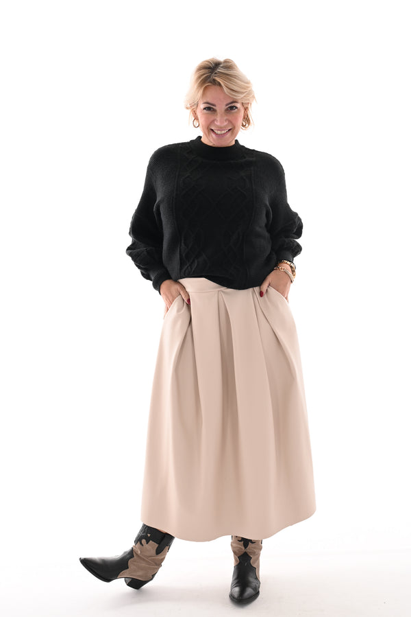 Leather look rok met plooien beige