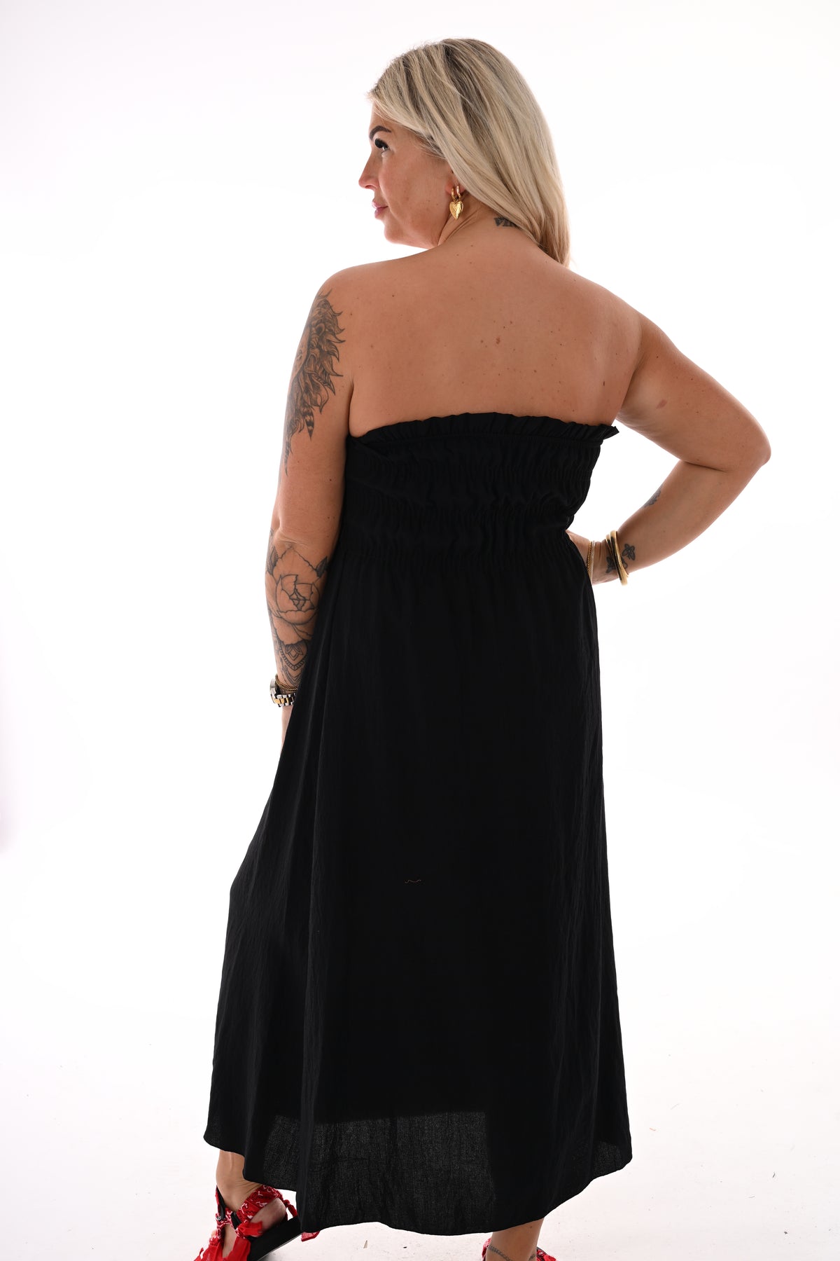Off-shoulder jurk met smock zwart