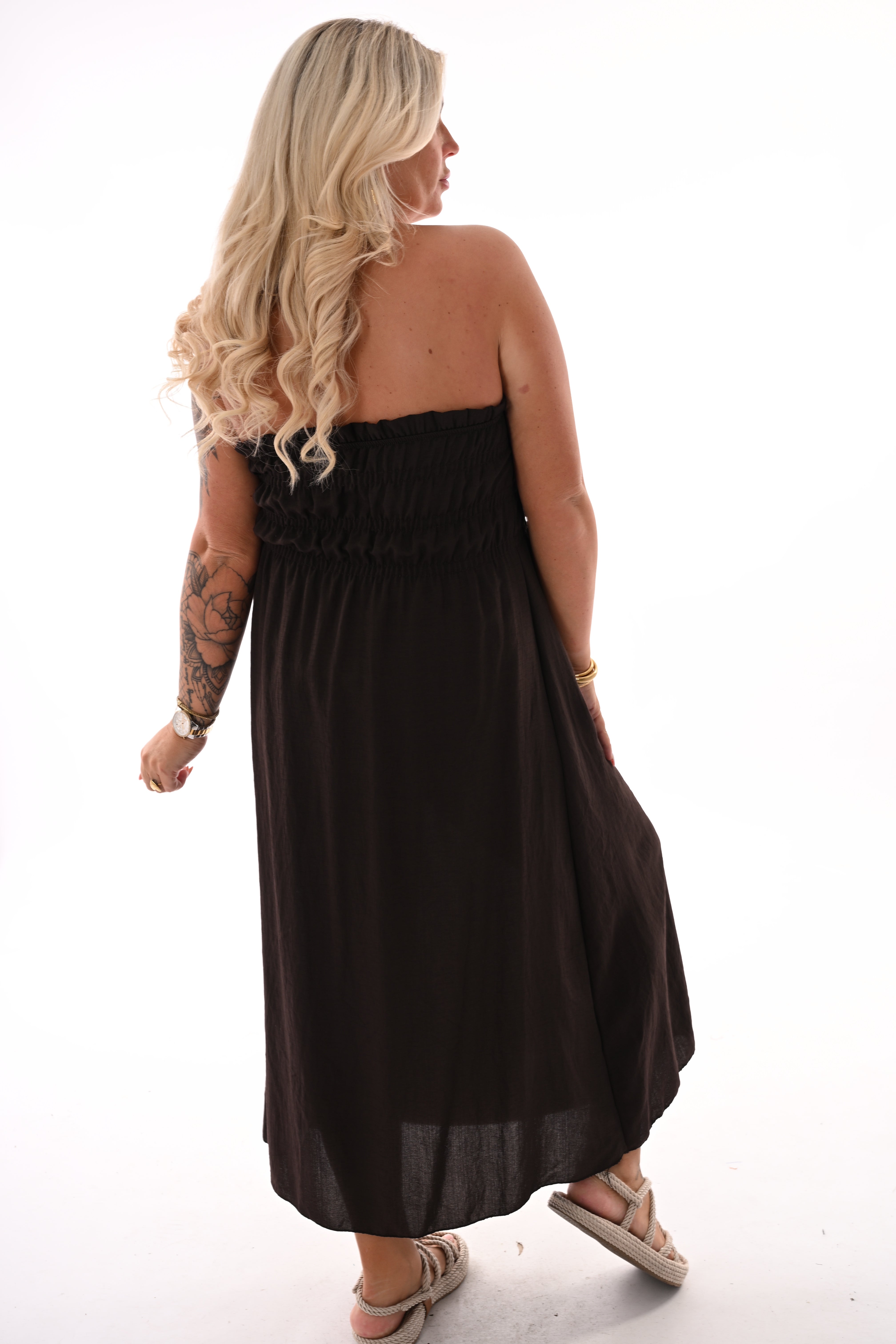 Off-shoulder jurk met smock donkerbruin