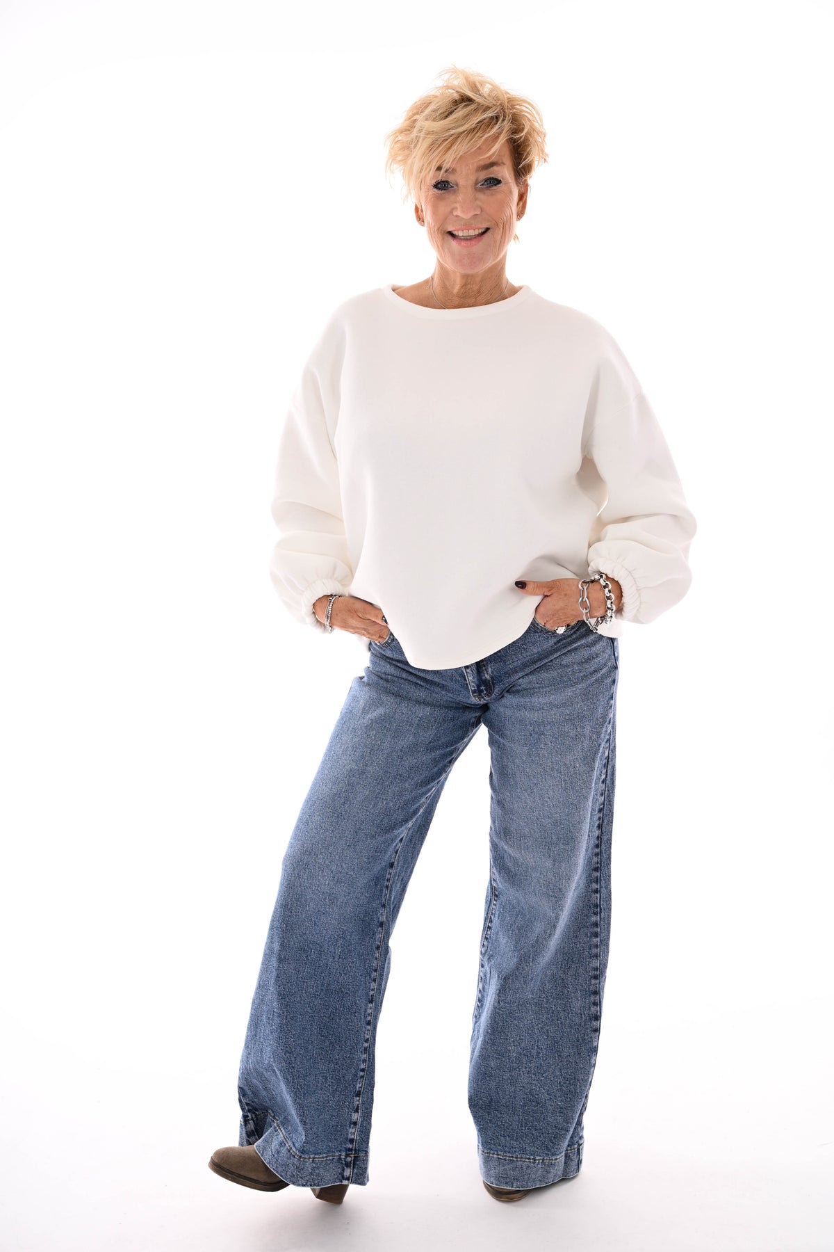 Sweater good vibes roomwit