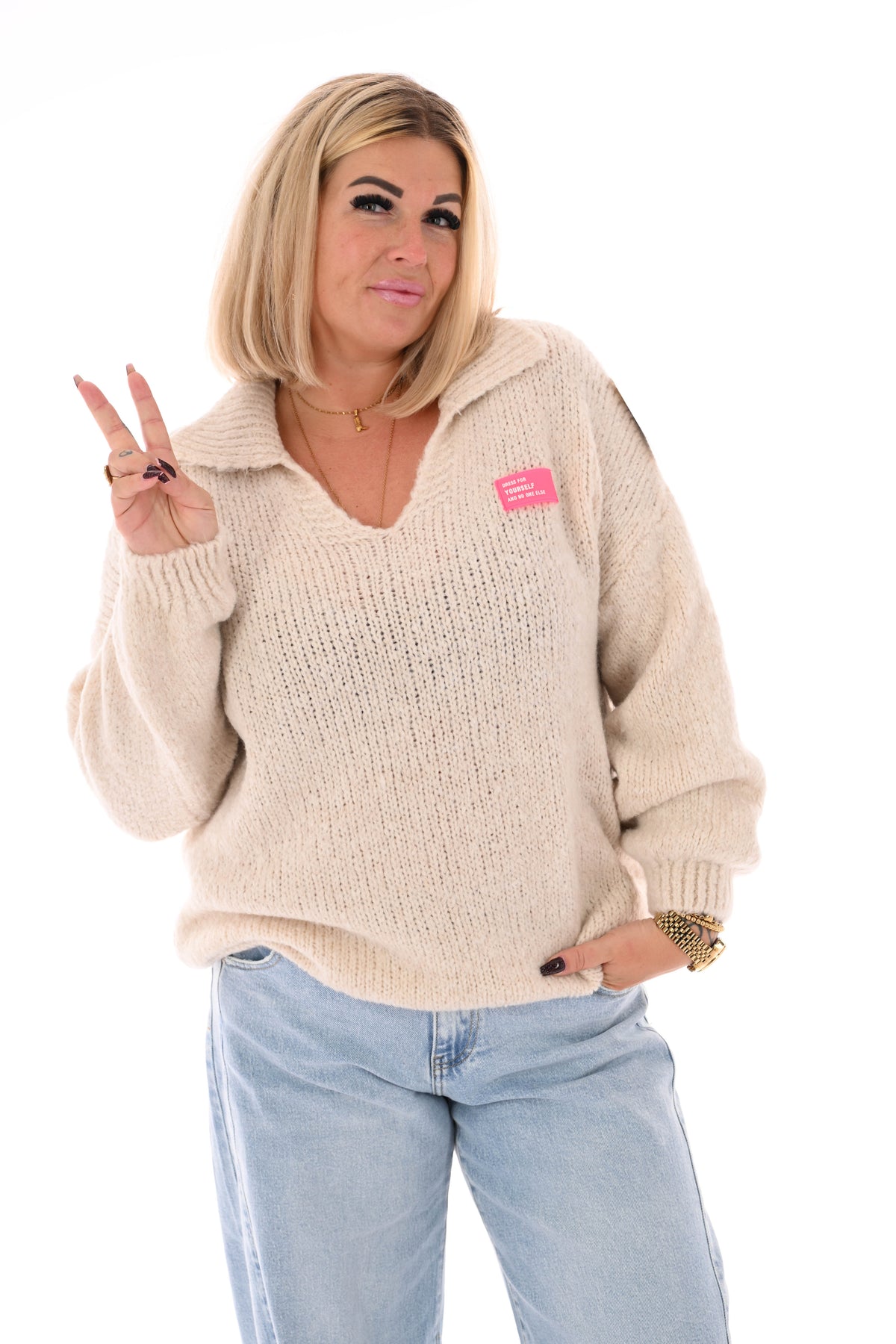 Grof gebreide trui v-hals met applicatie beige