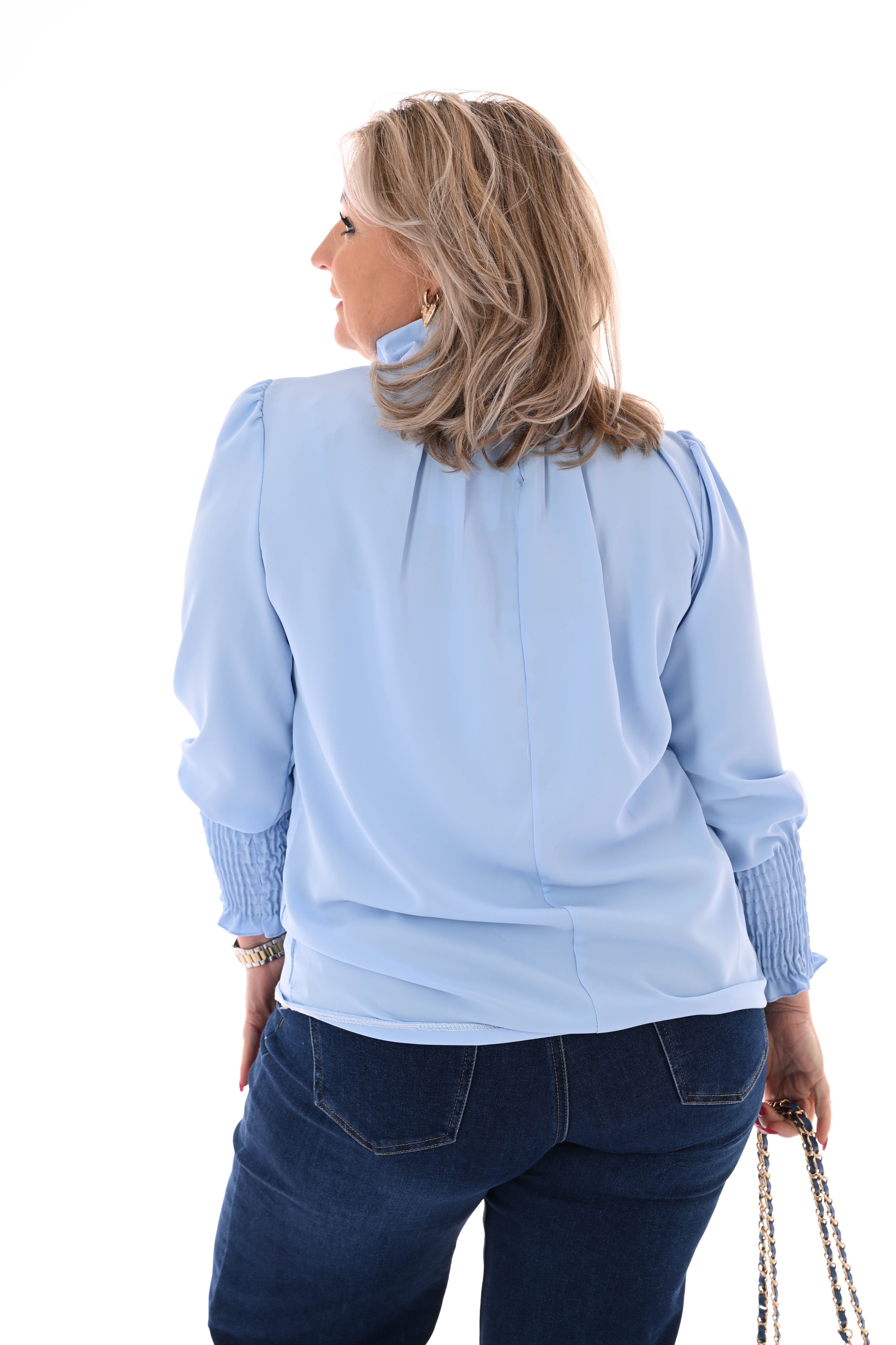 Blouse turtle neck smock mouwen lichtblauw