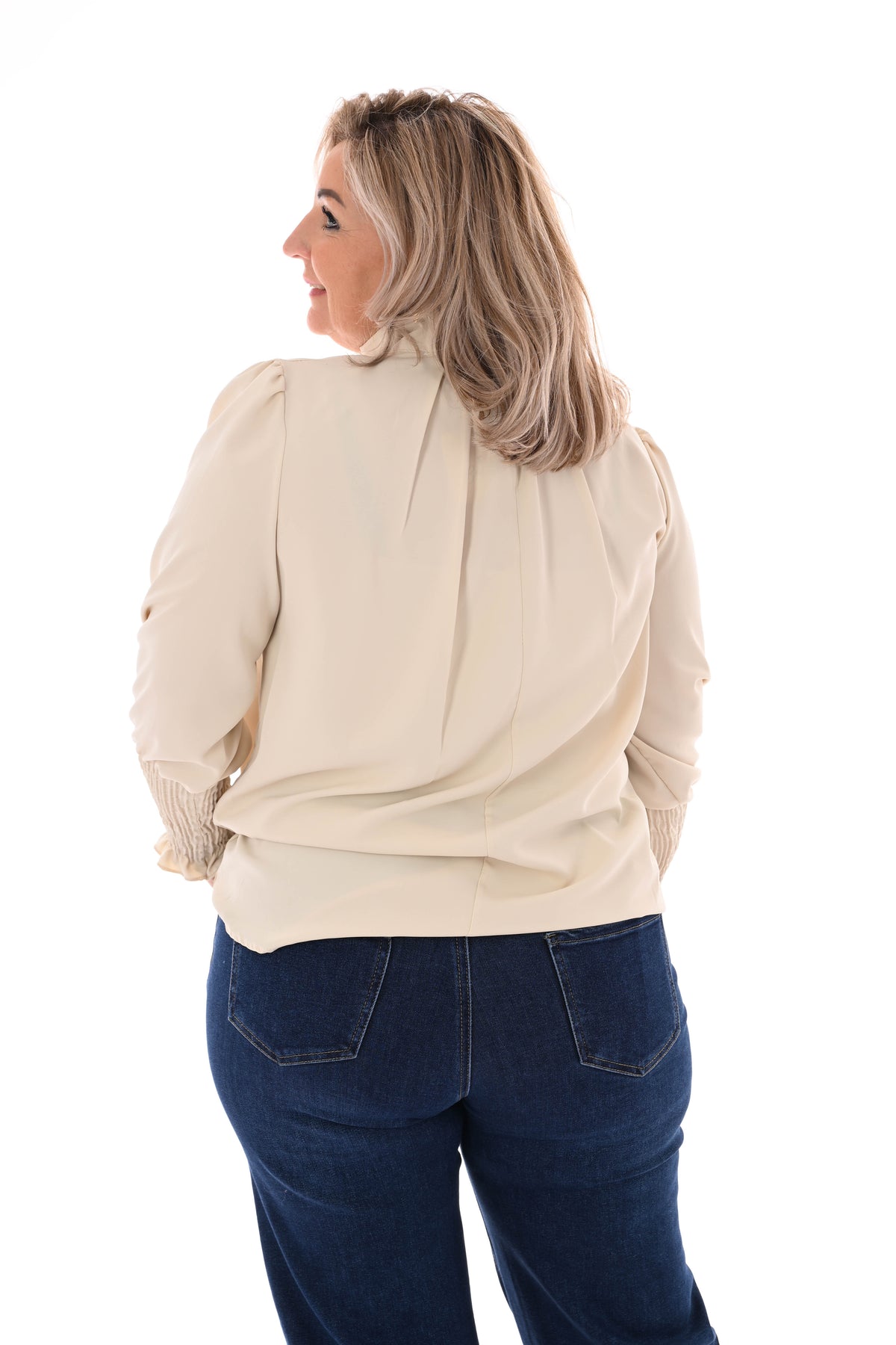 Blouse turtle neck smock mouwen beige