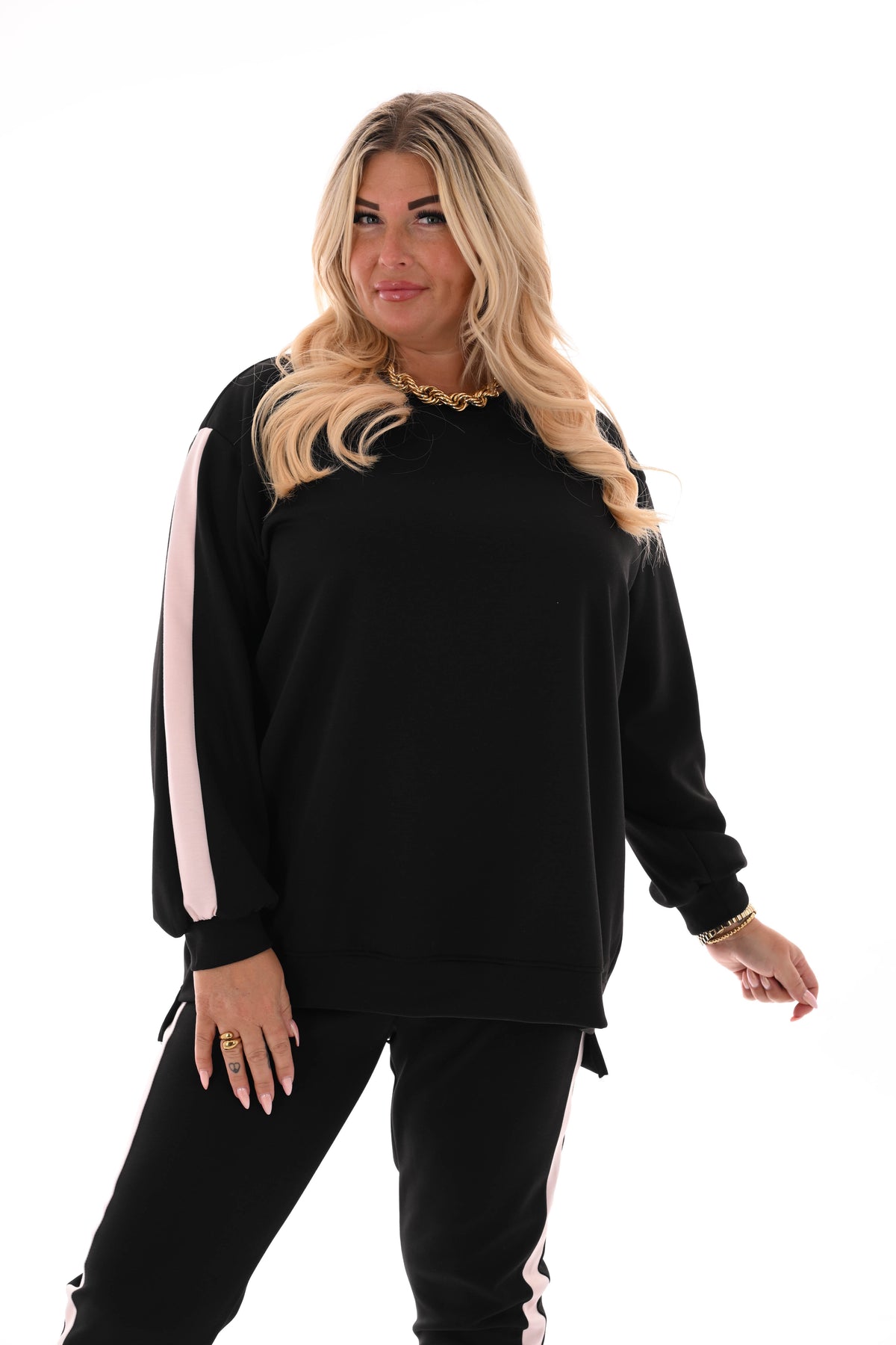 Tweedelig pak brede bies zwart