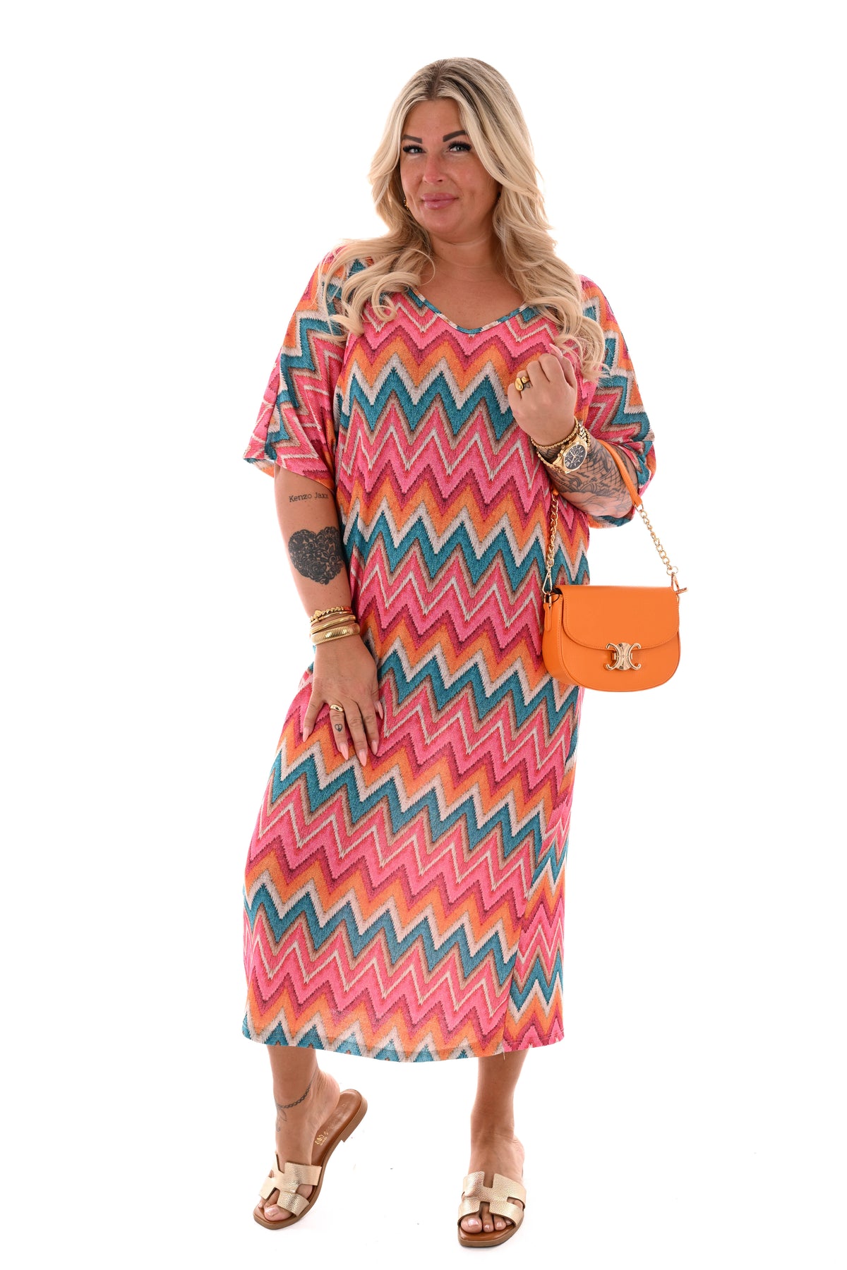 Jurk v-rug met strik zigzag fuchsia/turquoise