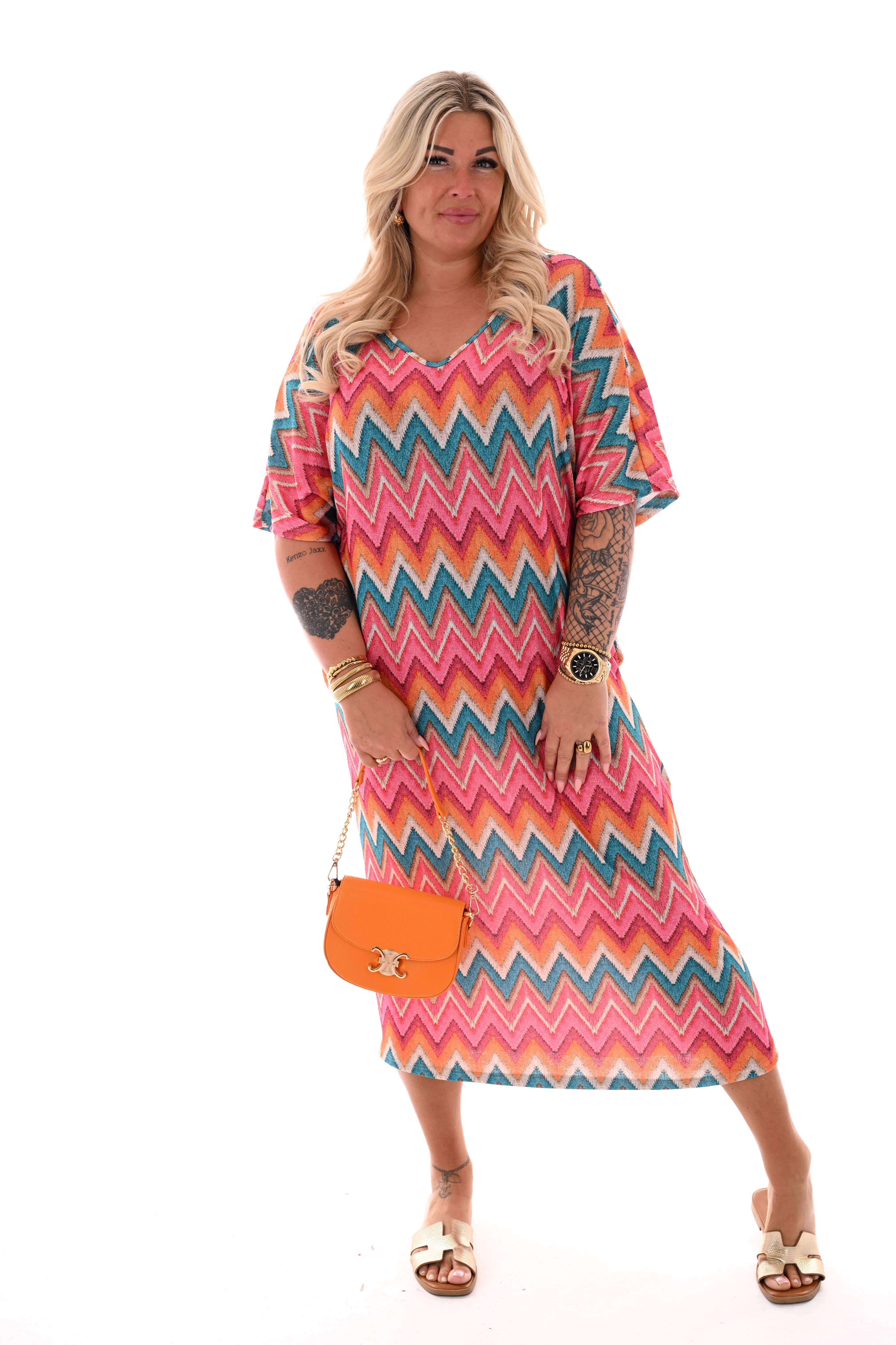 Jurk v-rug met strik zigzag fuchsia/turquoise