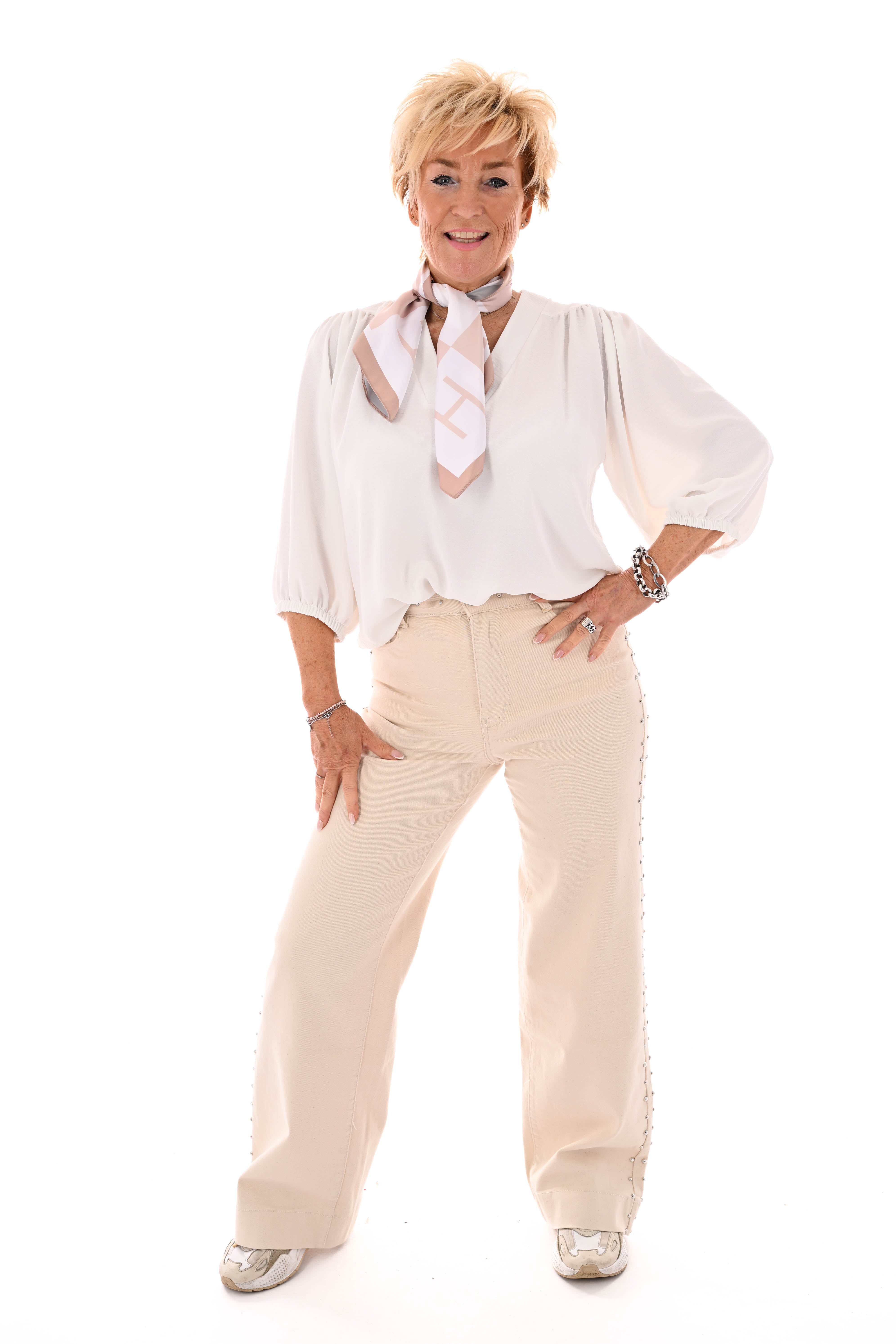 Top v-hals elastieken pofmouwen uni roomwit