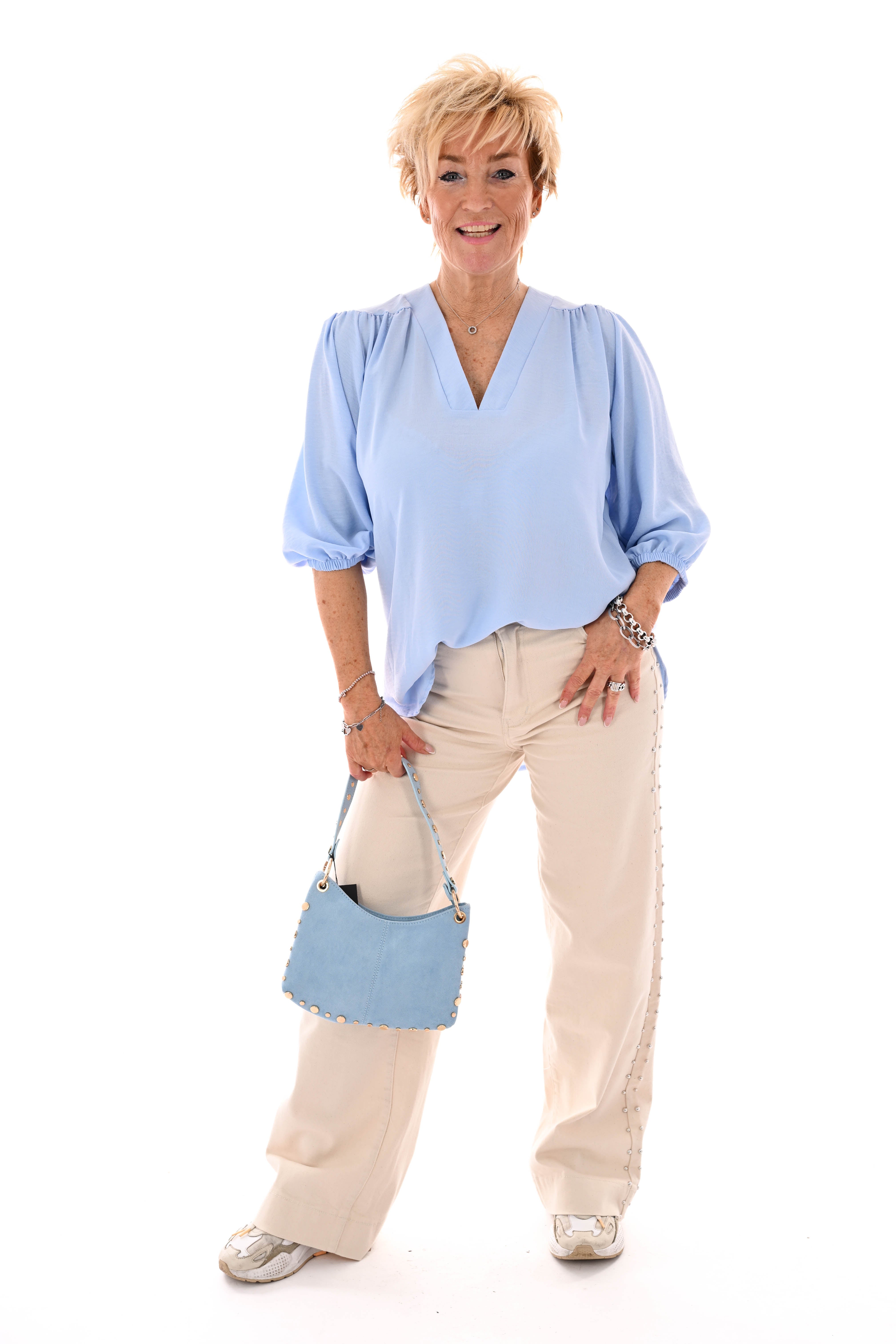 Top v-hals elastieken pofmouwen uni lichtblauw