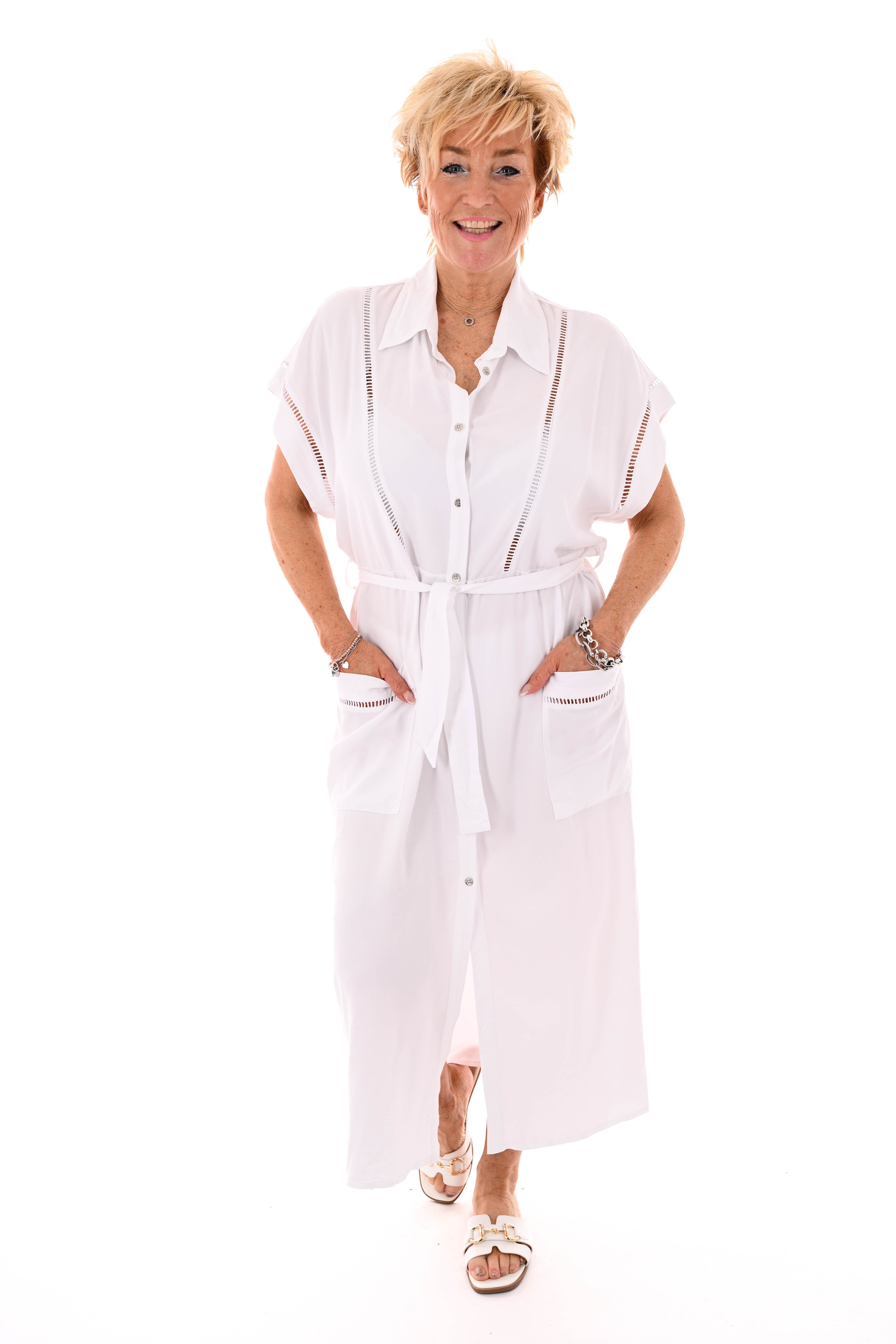 Jurk doorknoop met ceintuur roomwit