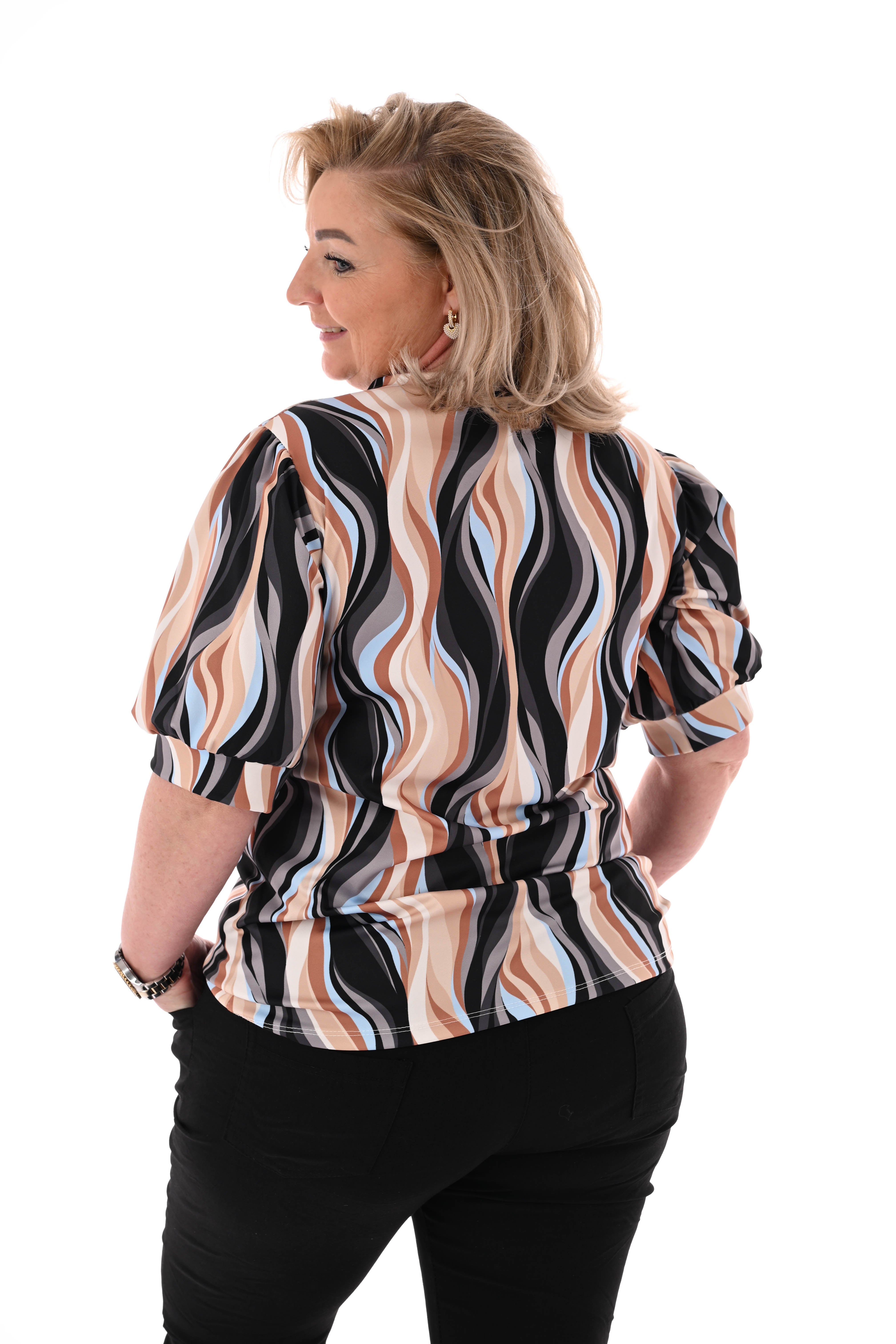 Travel shirt korte mouwen v-hals wave patroon zwart/lichtblauw