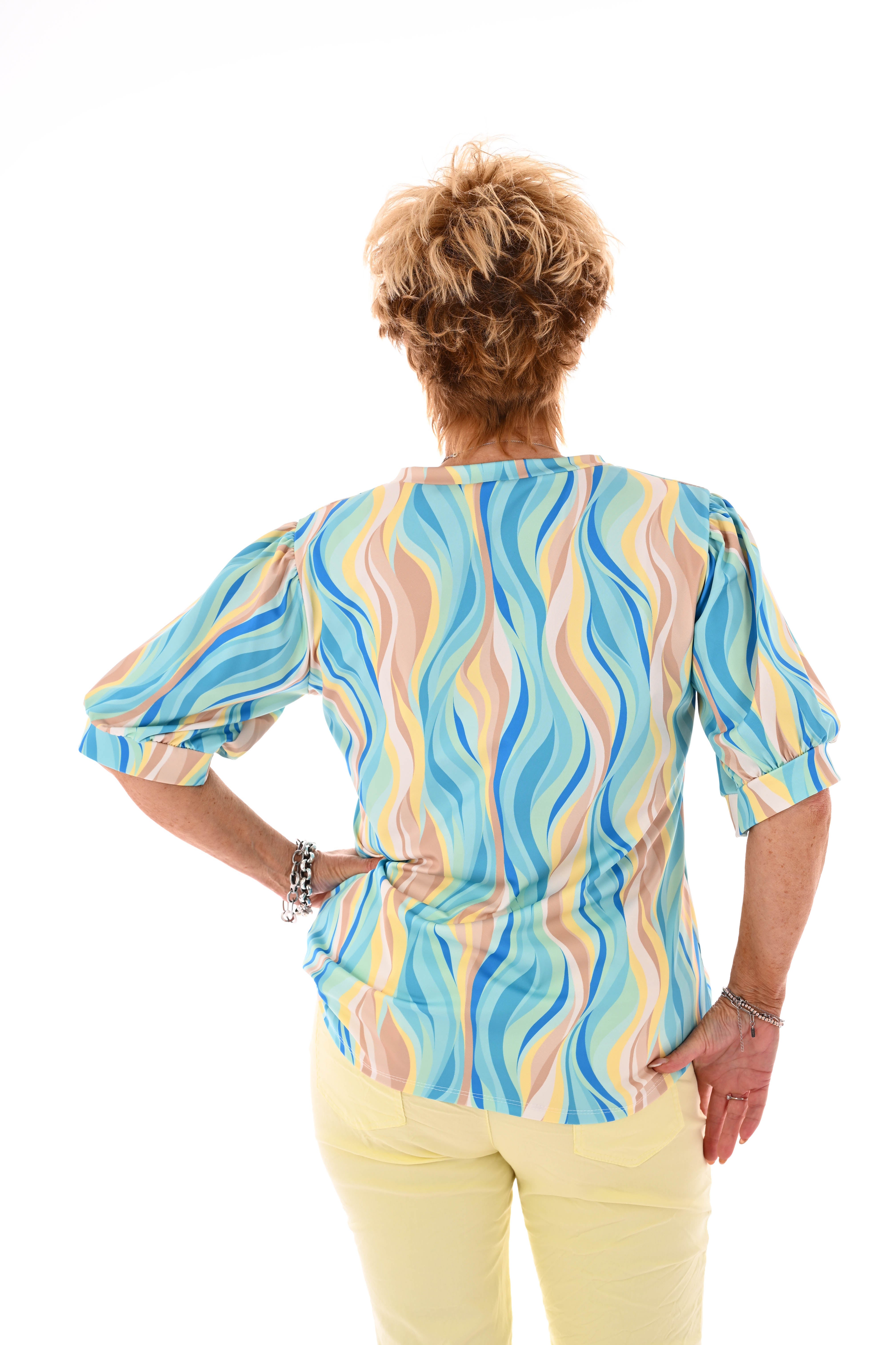 Travel shirt korte mouwen v-hals wave patroon turquoise/lichtgeel